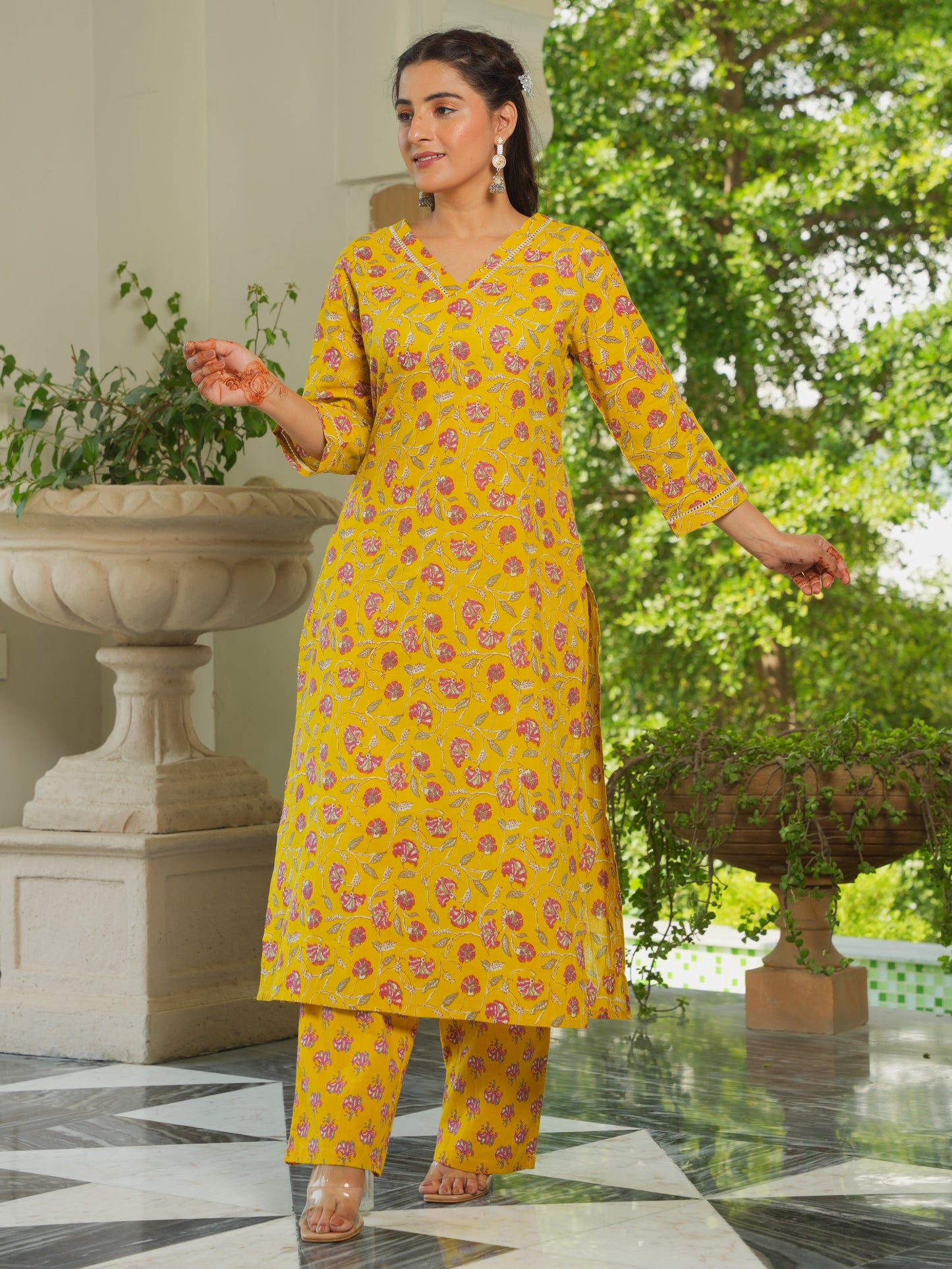 Soft Cotton Floral Straight Yellow Kurta