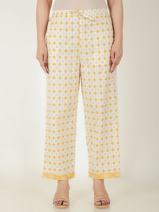 Soft Cotton Geometric Off-White Straight Trousers