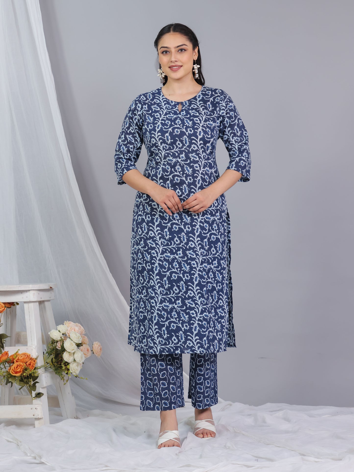 Kantha Cotton Floral Straight Blue Kurta
