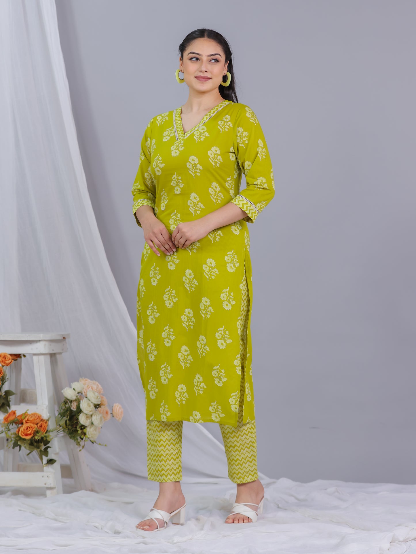 Soft Cotton Floral Straight Green Kurta