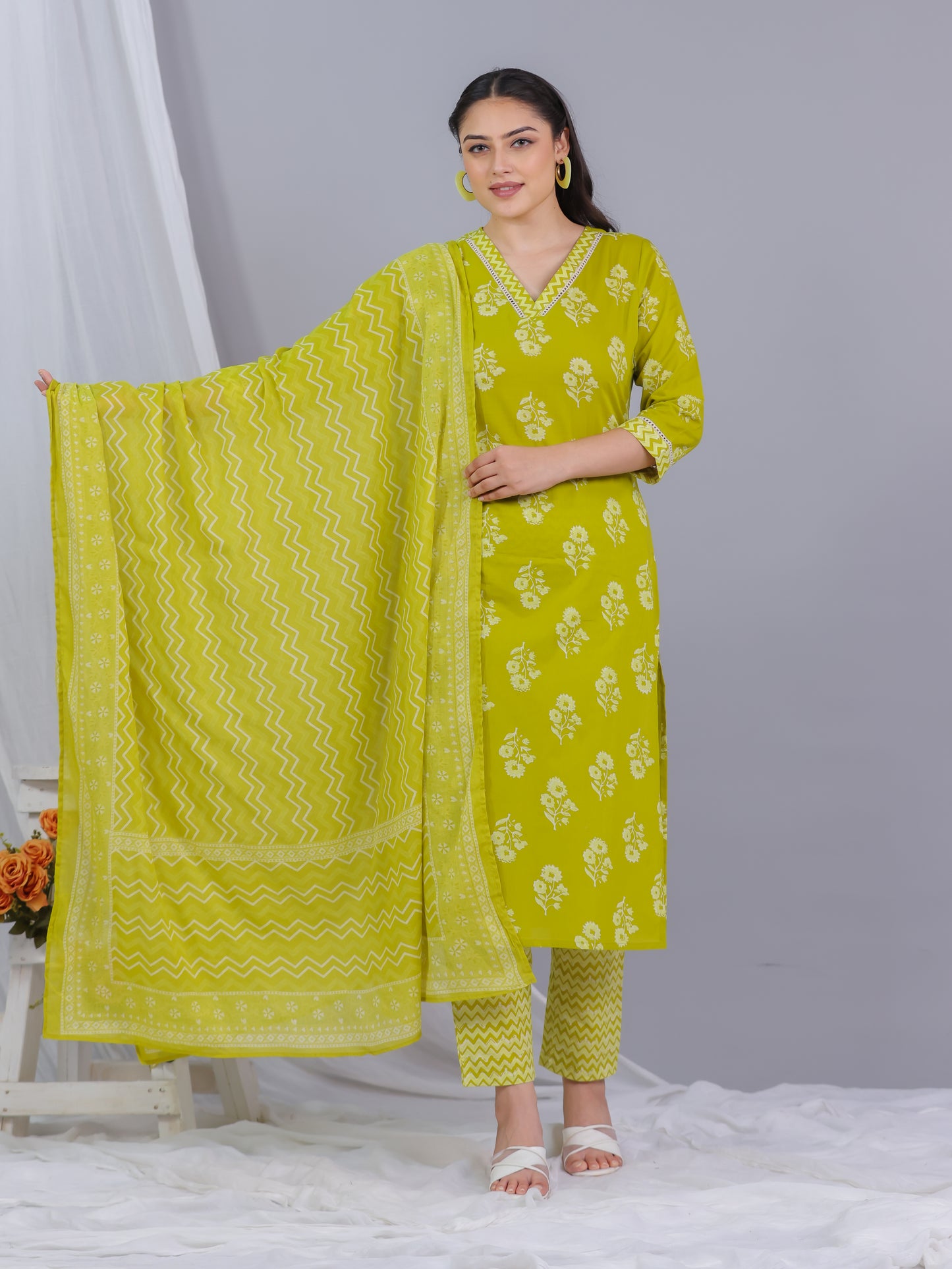 Soft Cotton Floral Straight Green Kurta