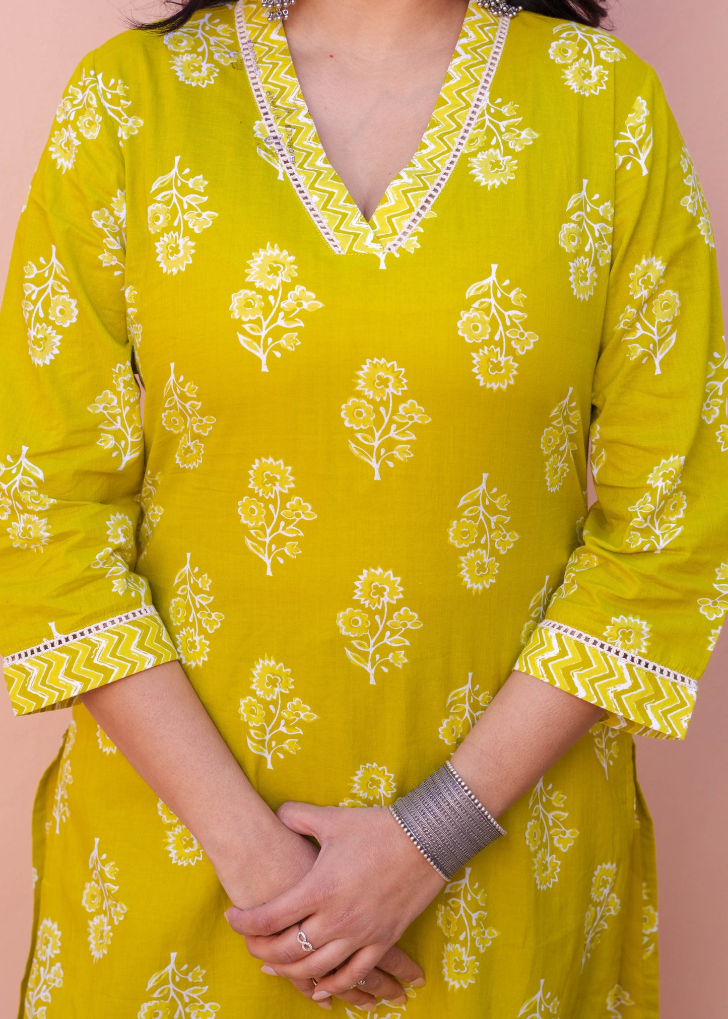 Soft Cotton Floral Straight Green Kurta