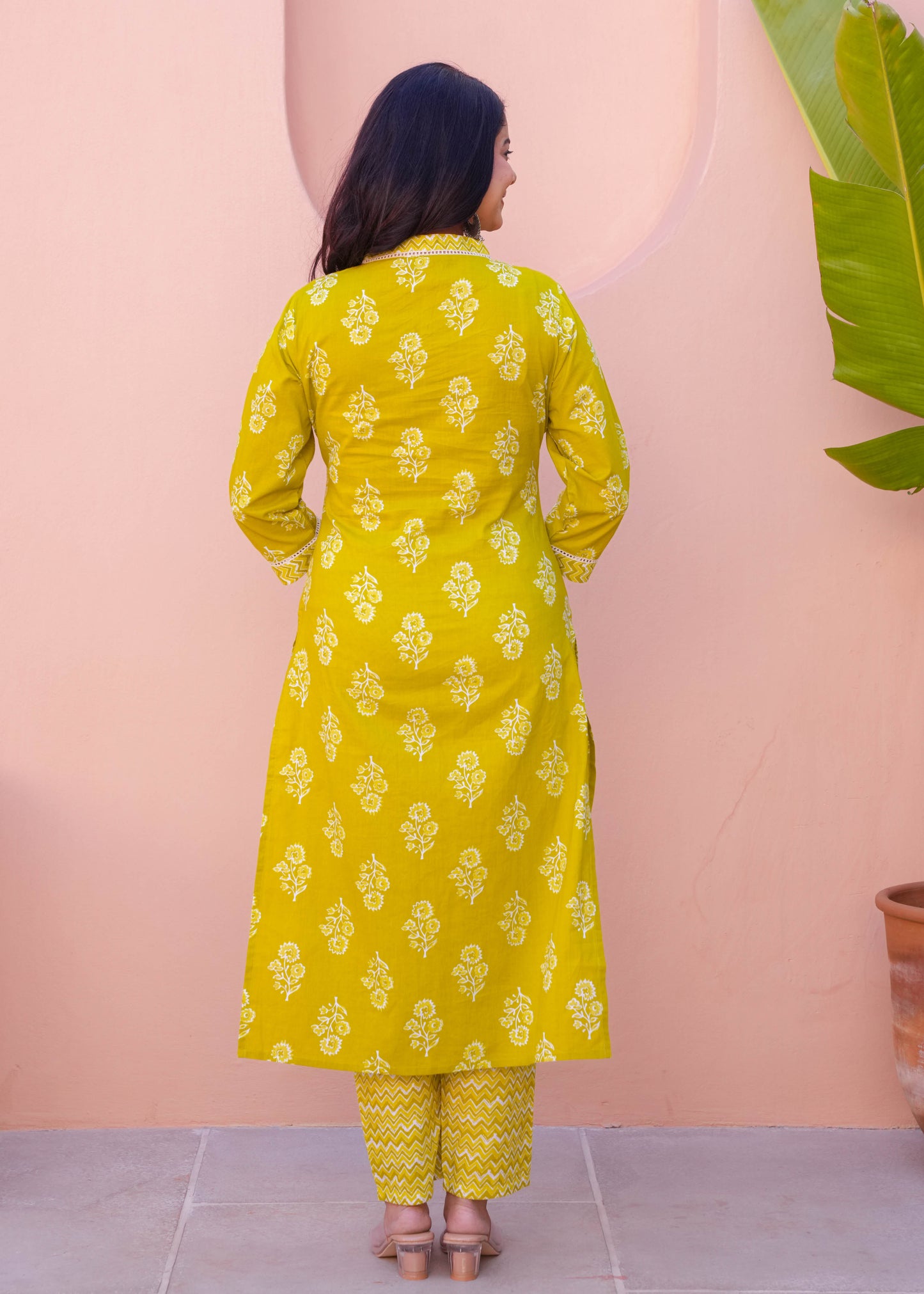 Soft Cotton Floral Straight Green Kurta
