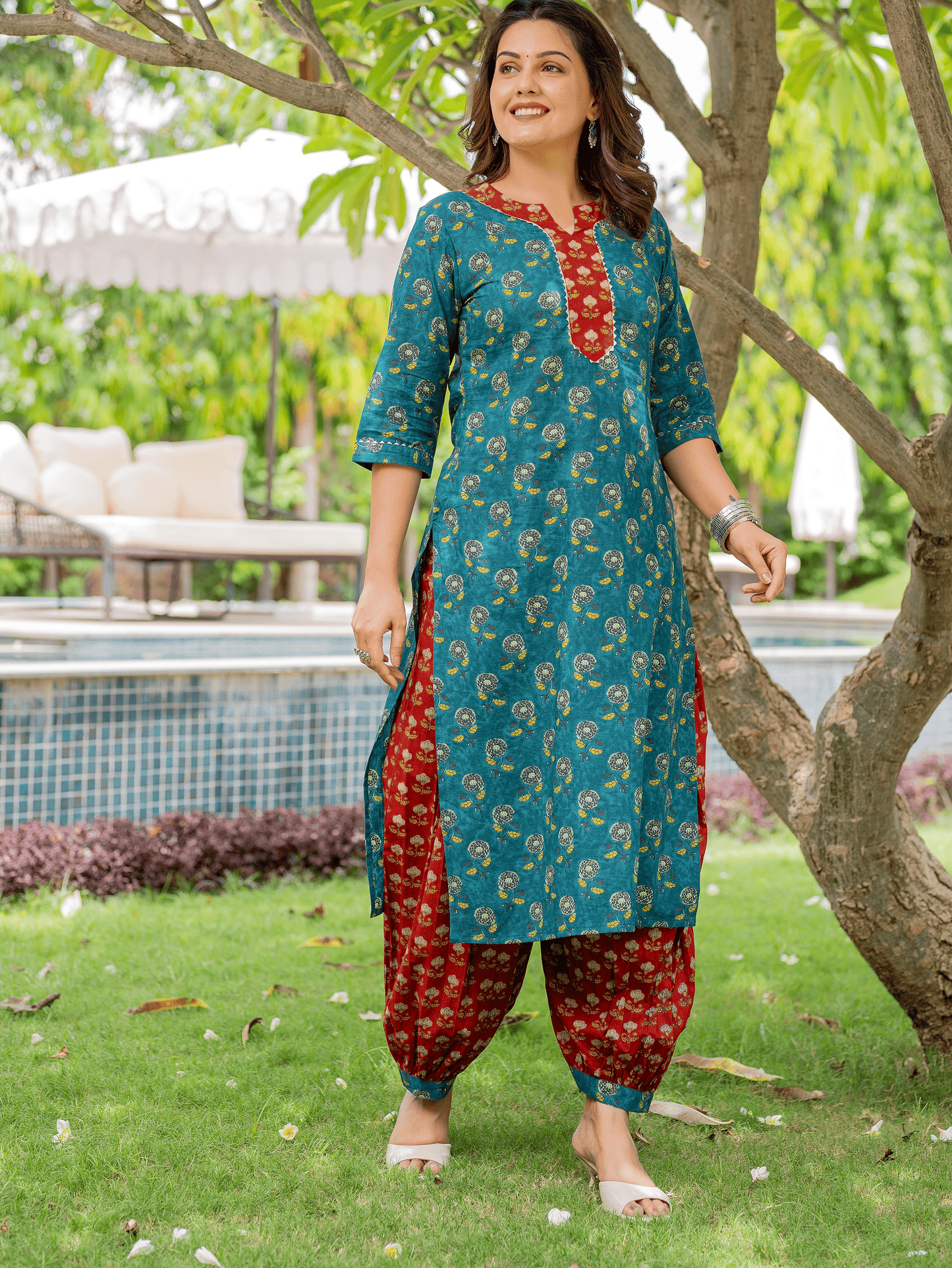 Soft Cotton Floral Straight Turquoise Kurta