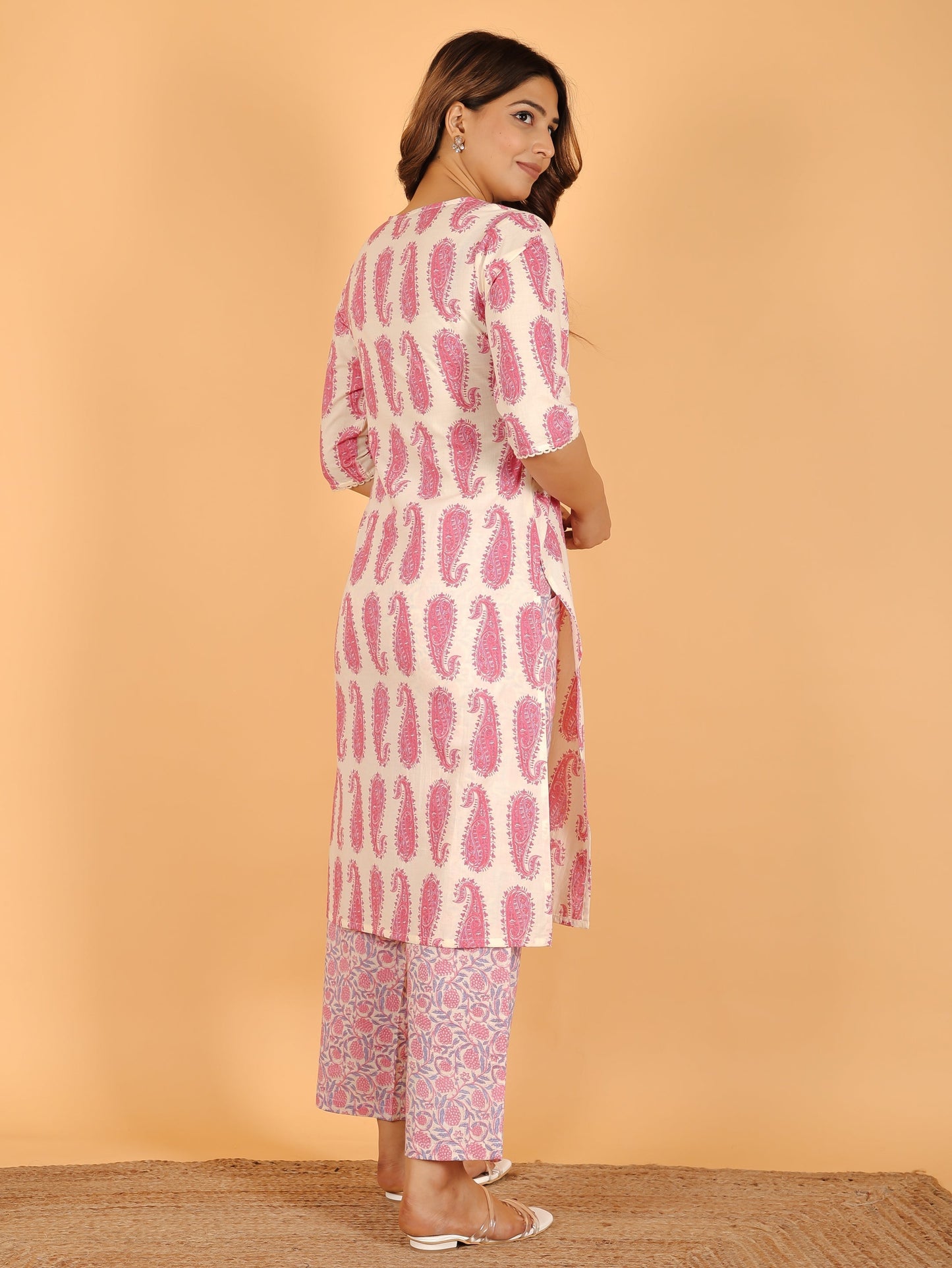 Soft Cotton Paisley Straight Off White Kurta