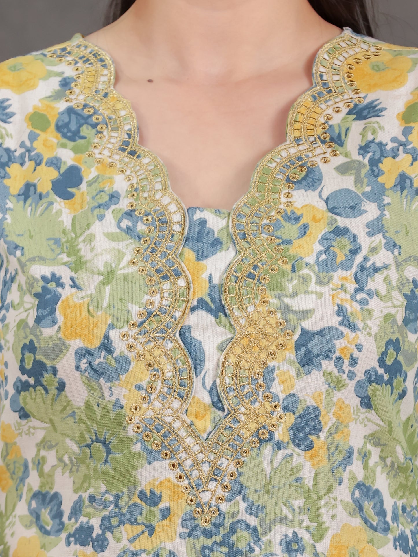 Embroidered Linen Cotton Floral Straight Off-White Kurta