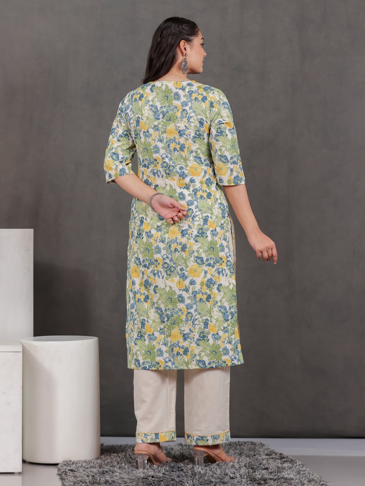 Embroidered Linen Cotton Floral Straight Off-White Kurta