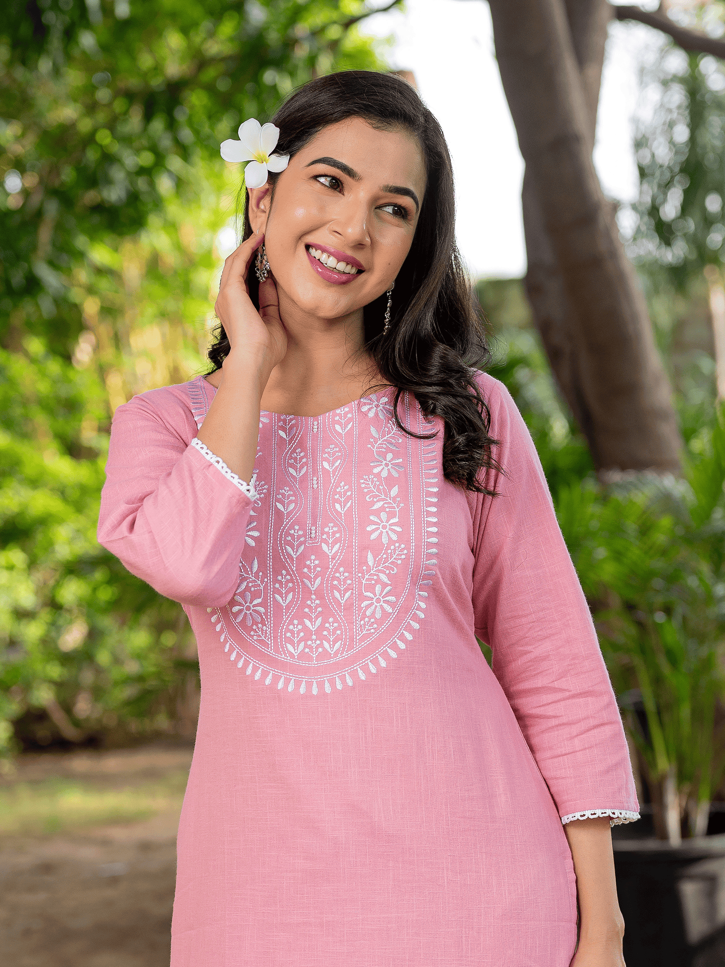 Embroidered Natural Cotton Solid Straight Pink Kurta