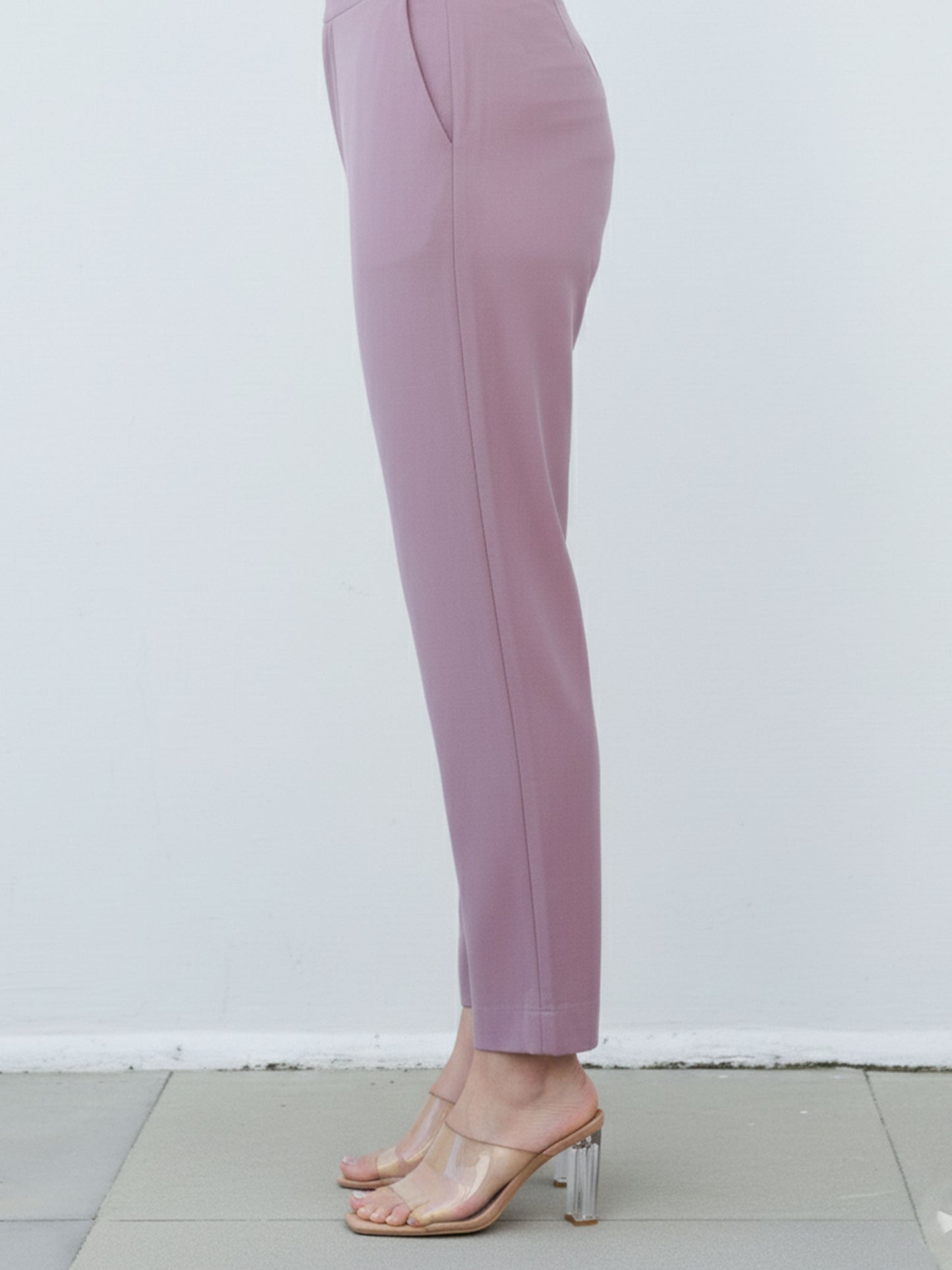 Soft Cotton Solid Dusty Purple Tapered Trousers