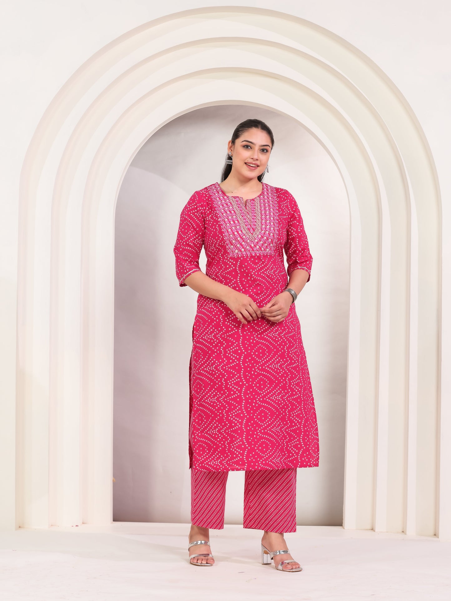 Embroidered Soft Cotton Bandhani Straight Pink Kurta