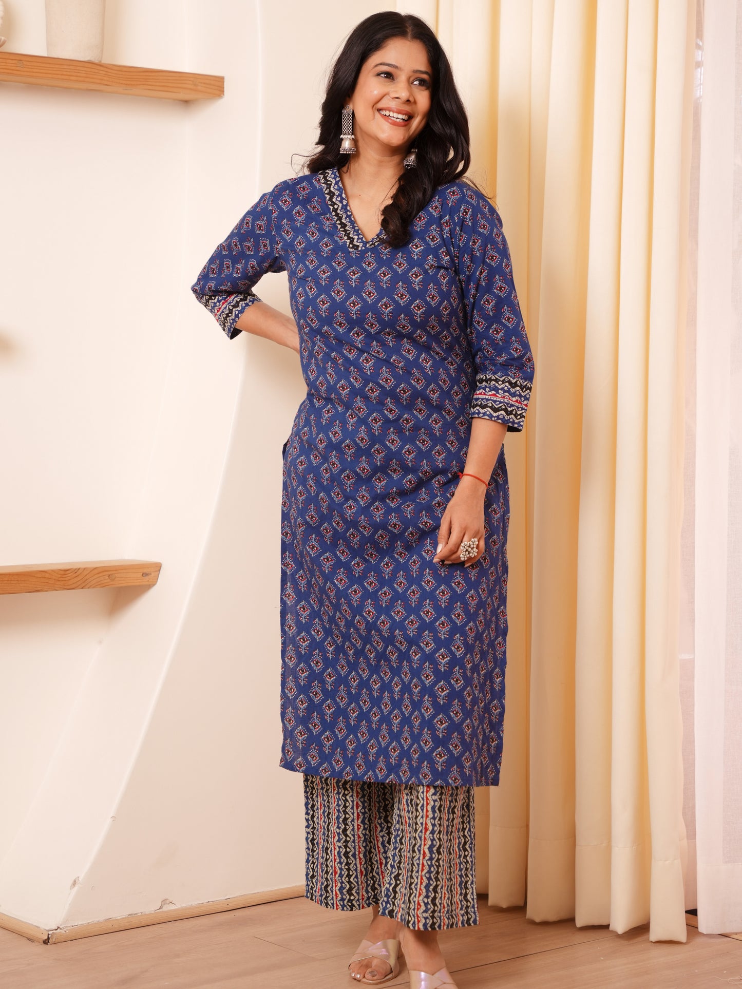 Soft Cotton Geometric Straight Blue Kurta