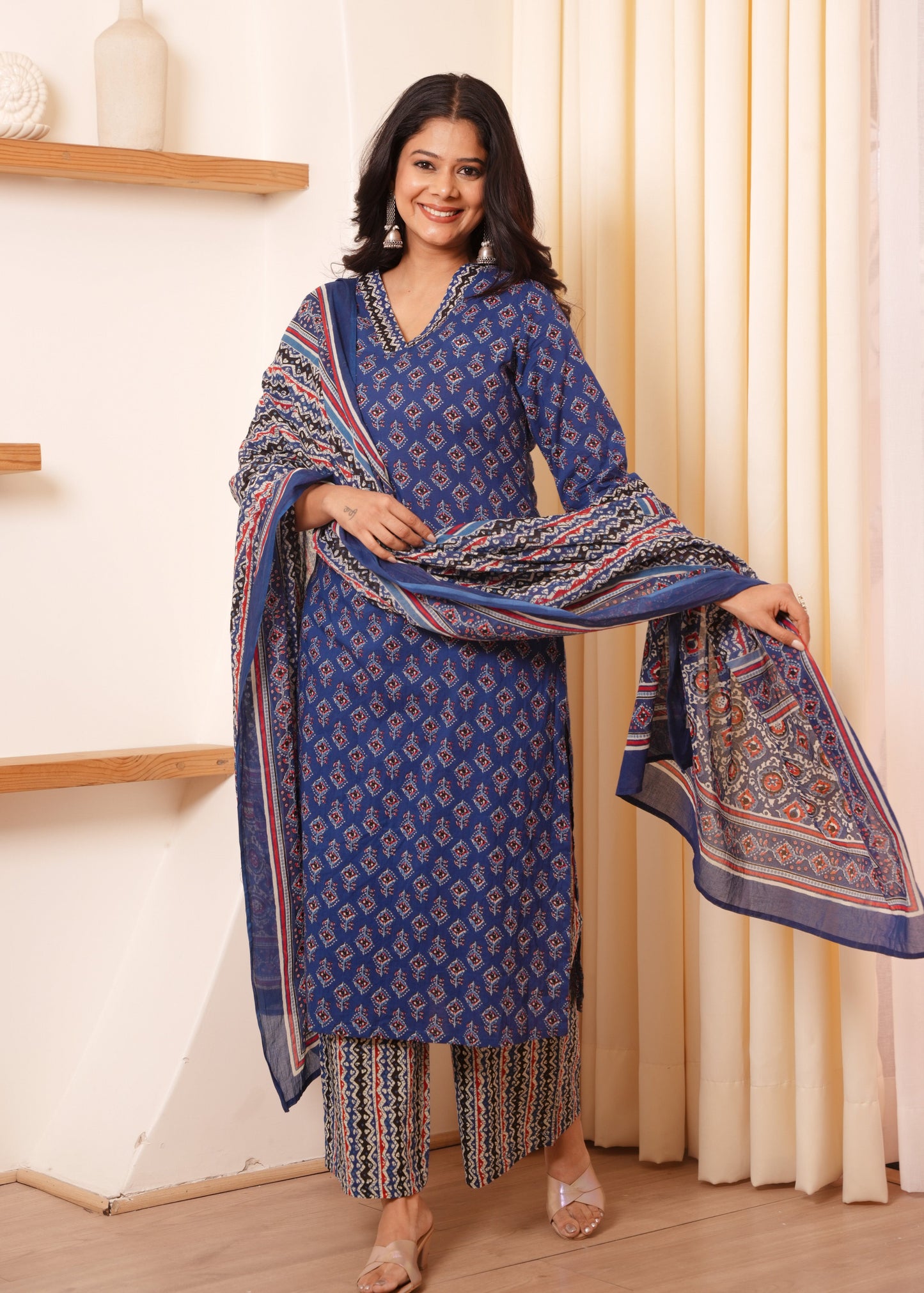Soft Cotton Geometric Straight Blue Kurta