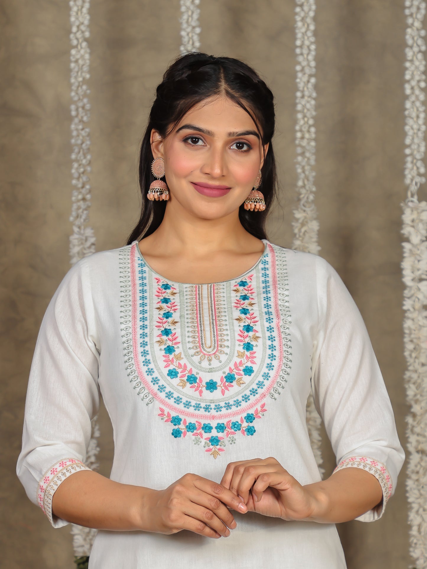 Embroidered Linen Cotton Solid Off-White Kurta
