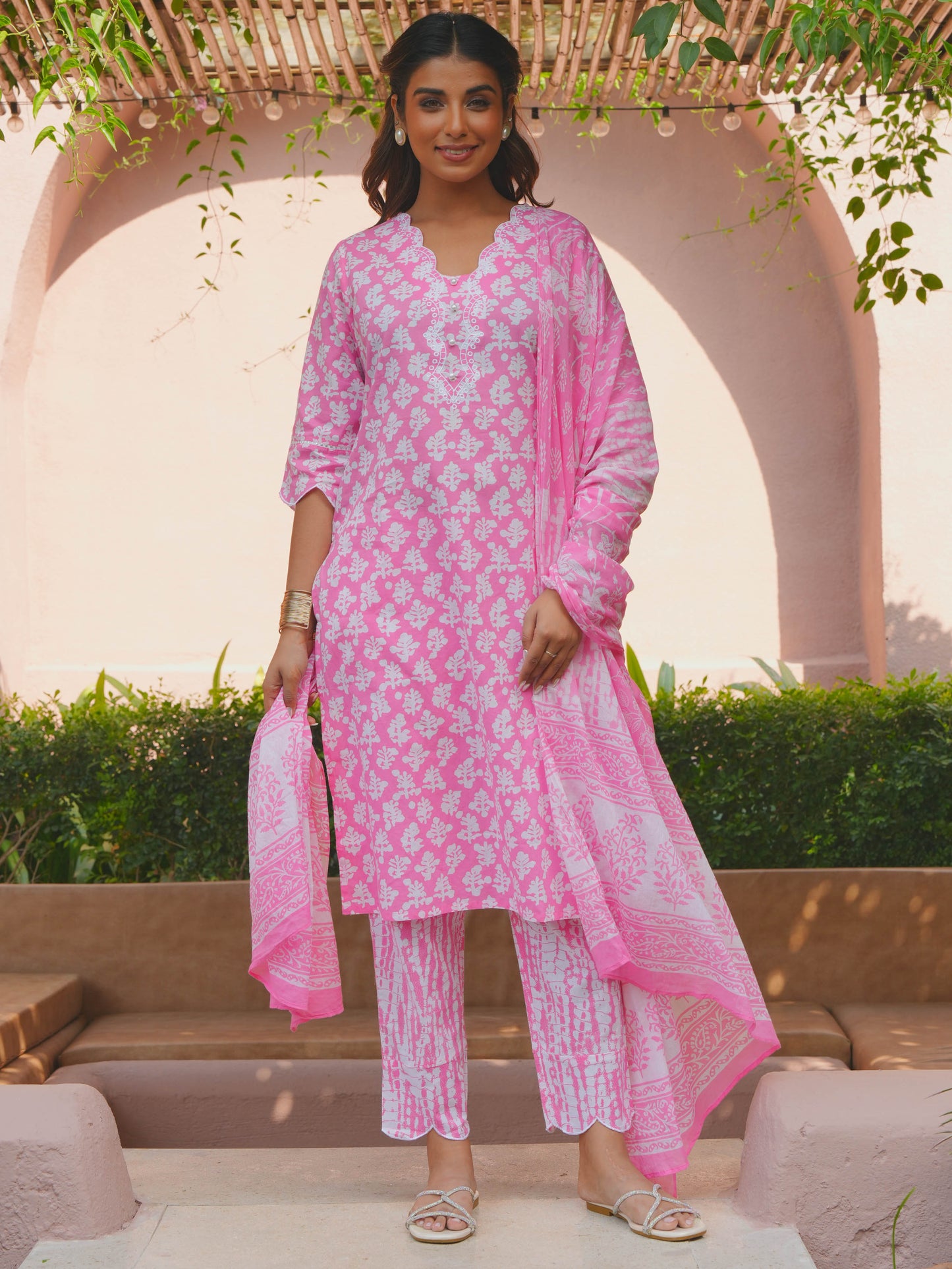 Soft Cotton Patchwork Pink Dupatta
