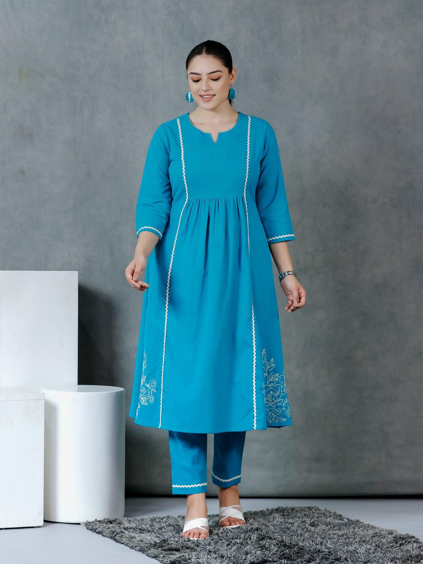 Embroidered Linen Cotton Solid Flared Teal Kurta