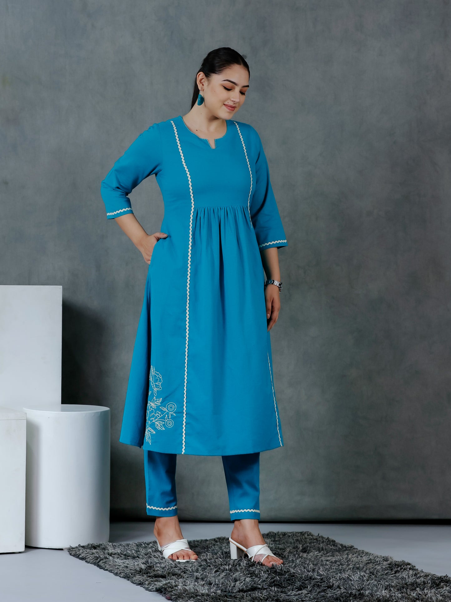 Embroidered Linen Cotton Solid Flared Teal Kurta