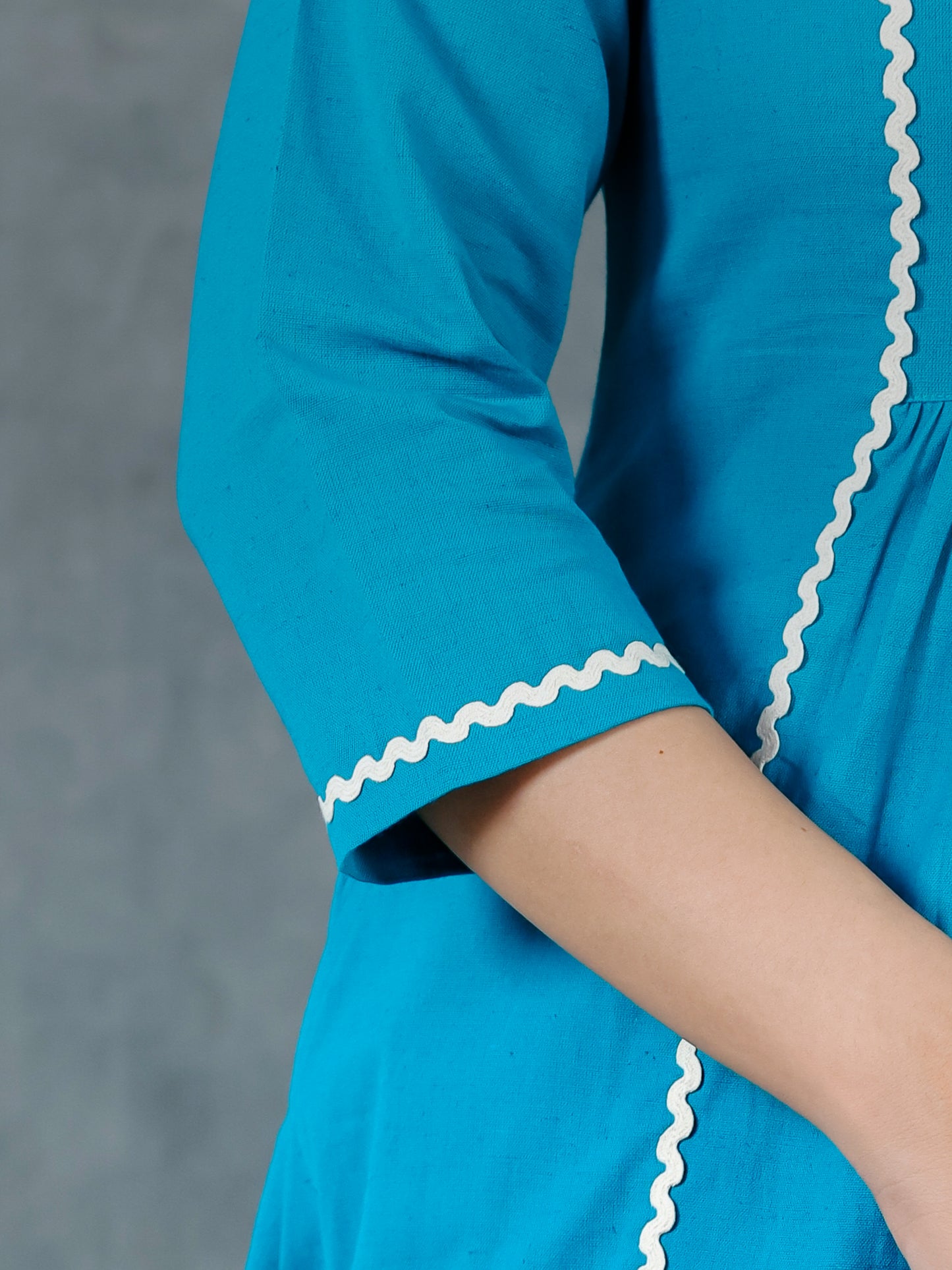 Embroidered Linen Cotton Solid Flared Teal Kurta