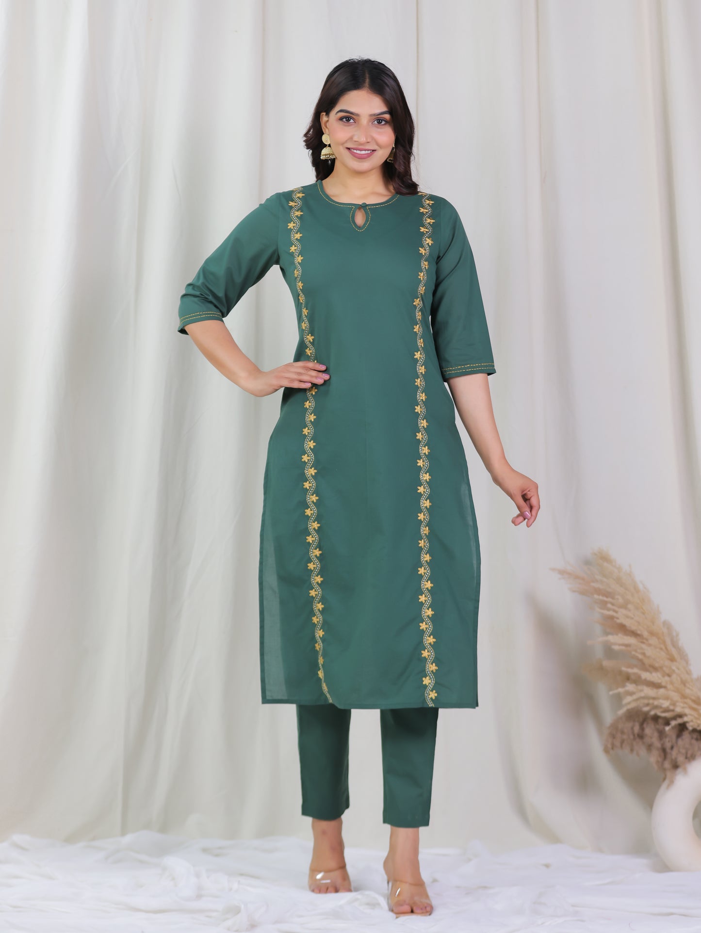 Embroidered Soft Cotton Solid Straight Green Kurta