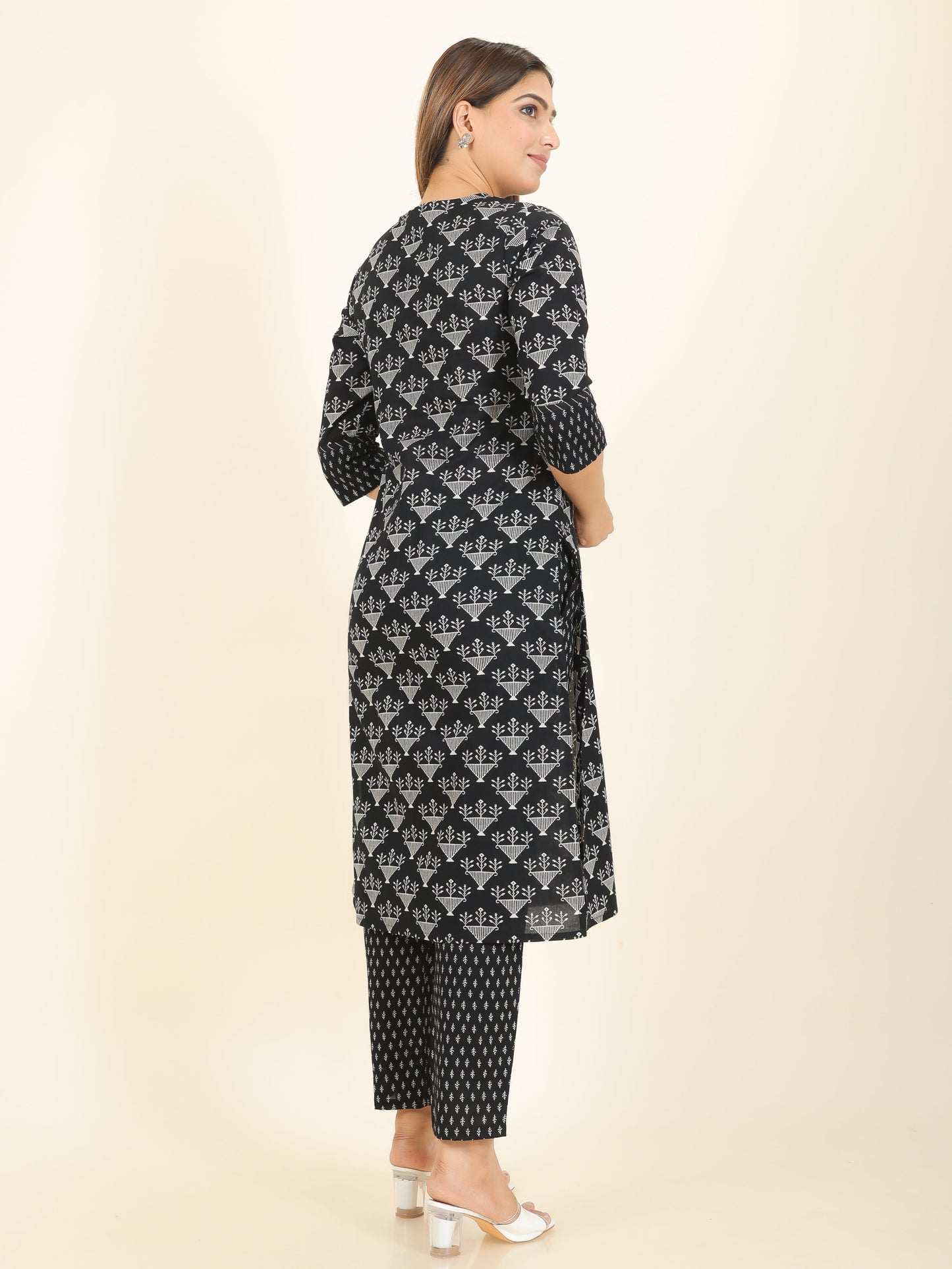 Soft Cotton Geometric Kurta