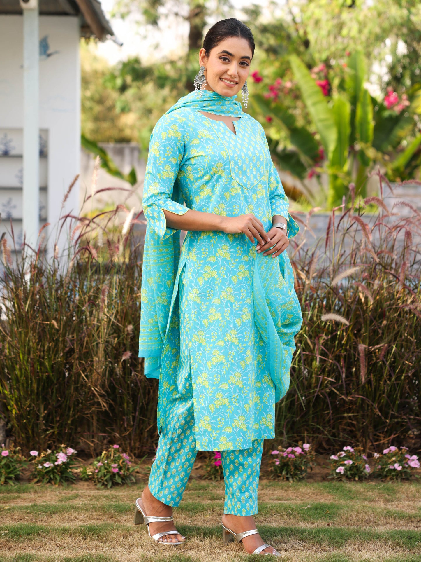 Soft Cotton Floral Straight Blue Kurta