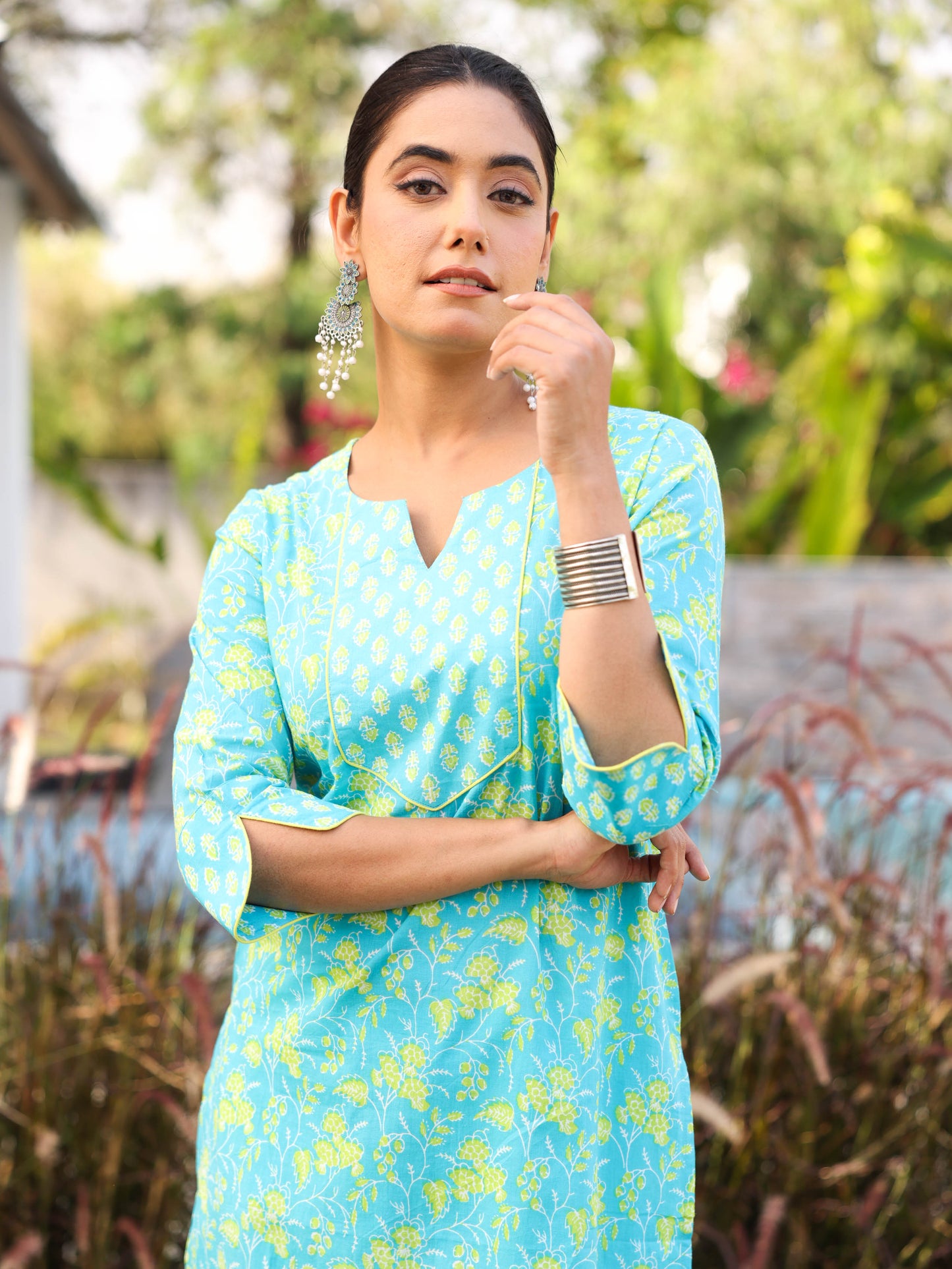 Soft Cotton Floral Straight Blue Kurta