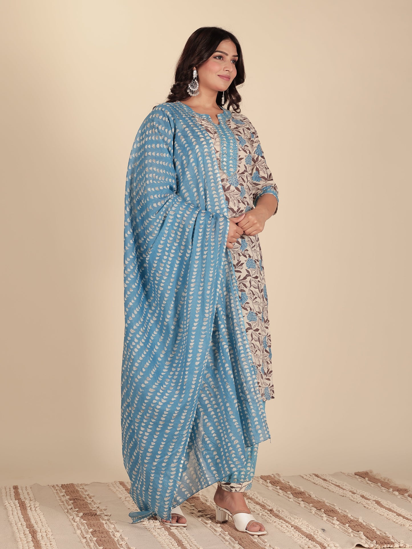 Soft Cotton Floral Straight Cream Kurta