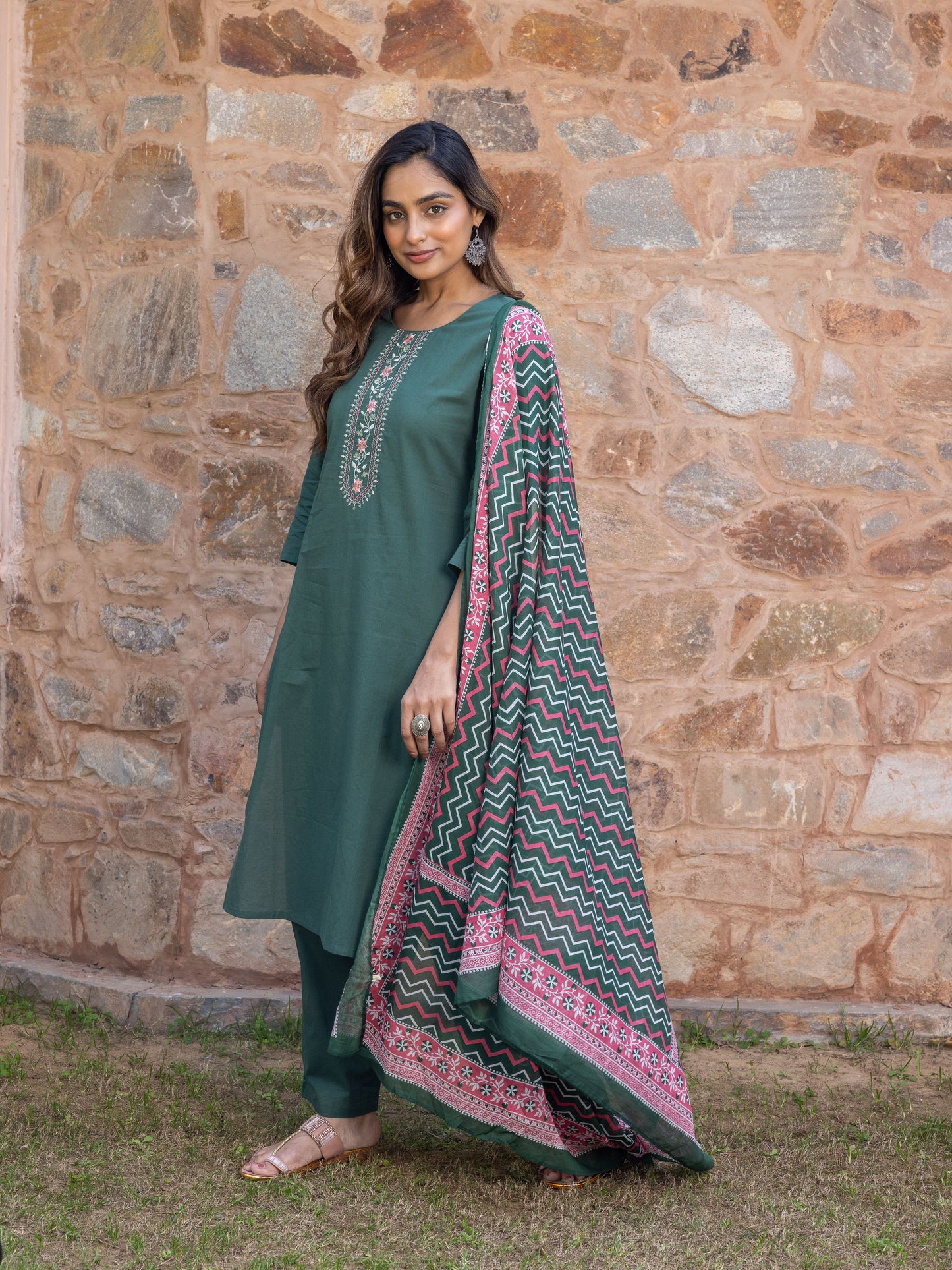 Embroidered Soft Cotton Solid Straight Green Kurta