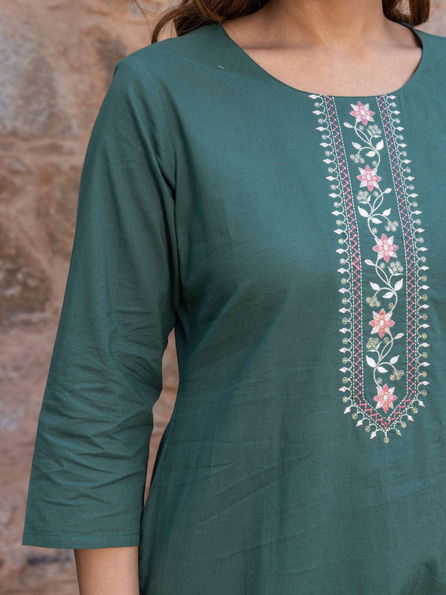 Embroidered Soft Cotton Solid Straight Green Kurta