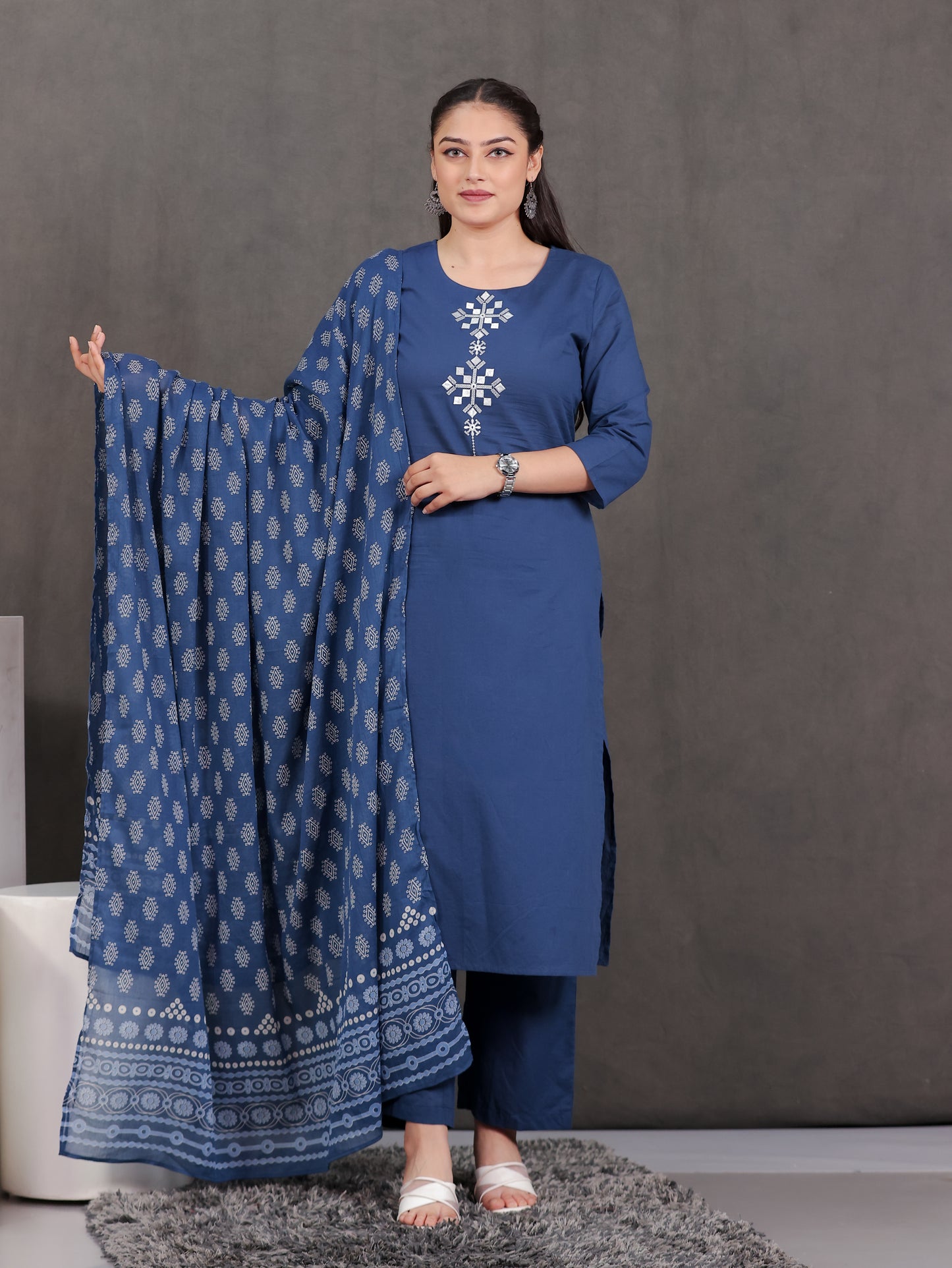 Soft Cotton Solid Straight Blue Kurta