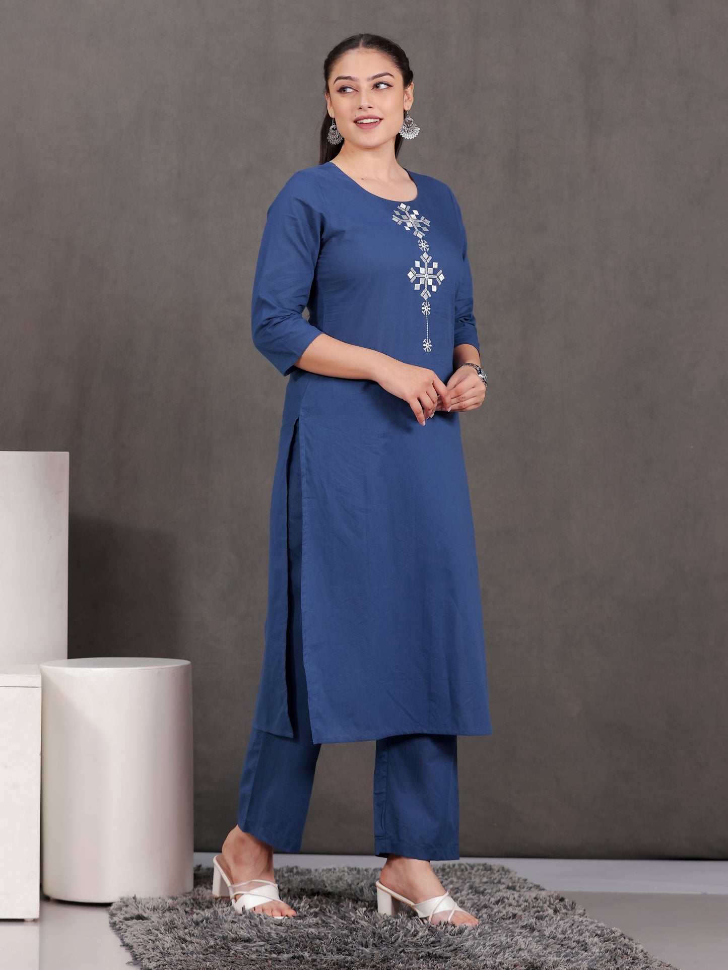 Soft Cotton Solid Straight Blue Kurta