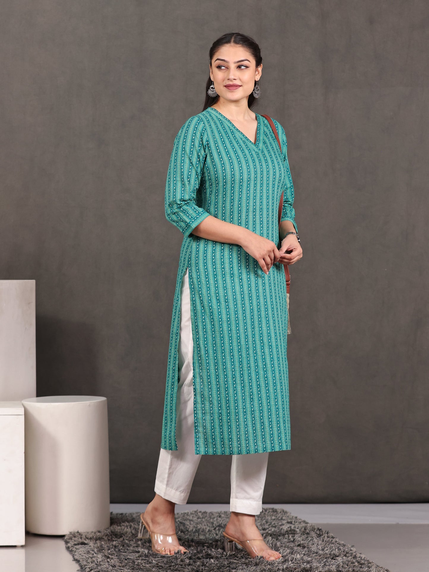 Embroidered Soft Cotton Striped Straight Green Kurta