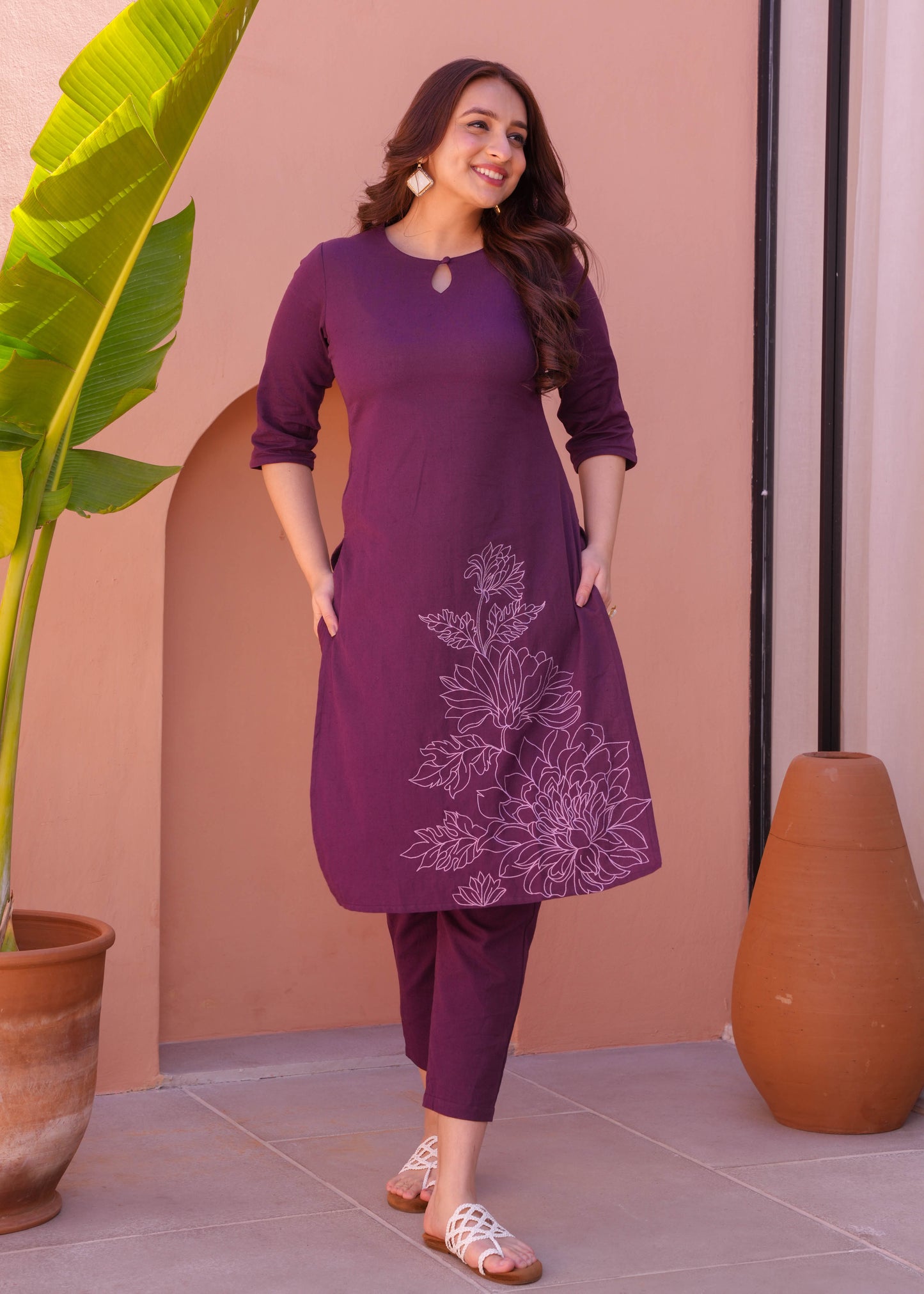 Embroidered Linen Cotton Solid Straight Purple Kurta