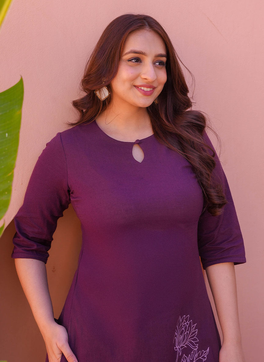 Embroidered Linen Cotton Solid Straight Purple Kurta