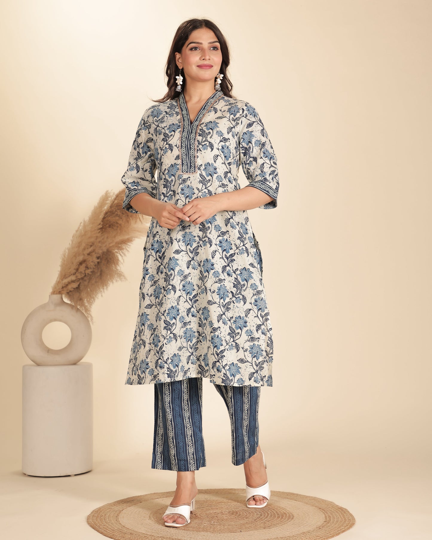 Soft Cotton Floral Straight Blue Kurta