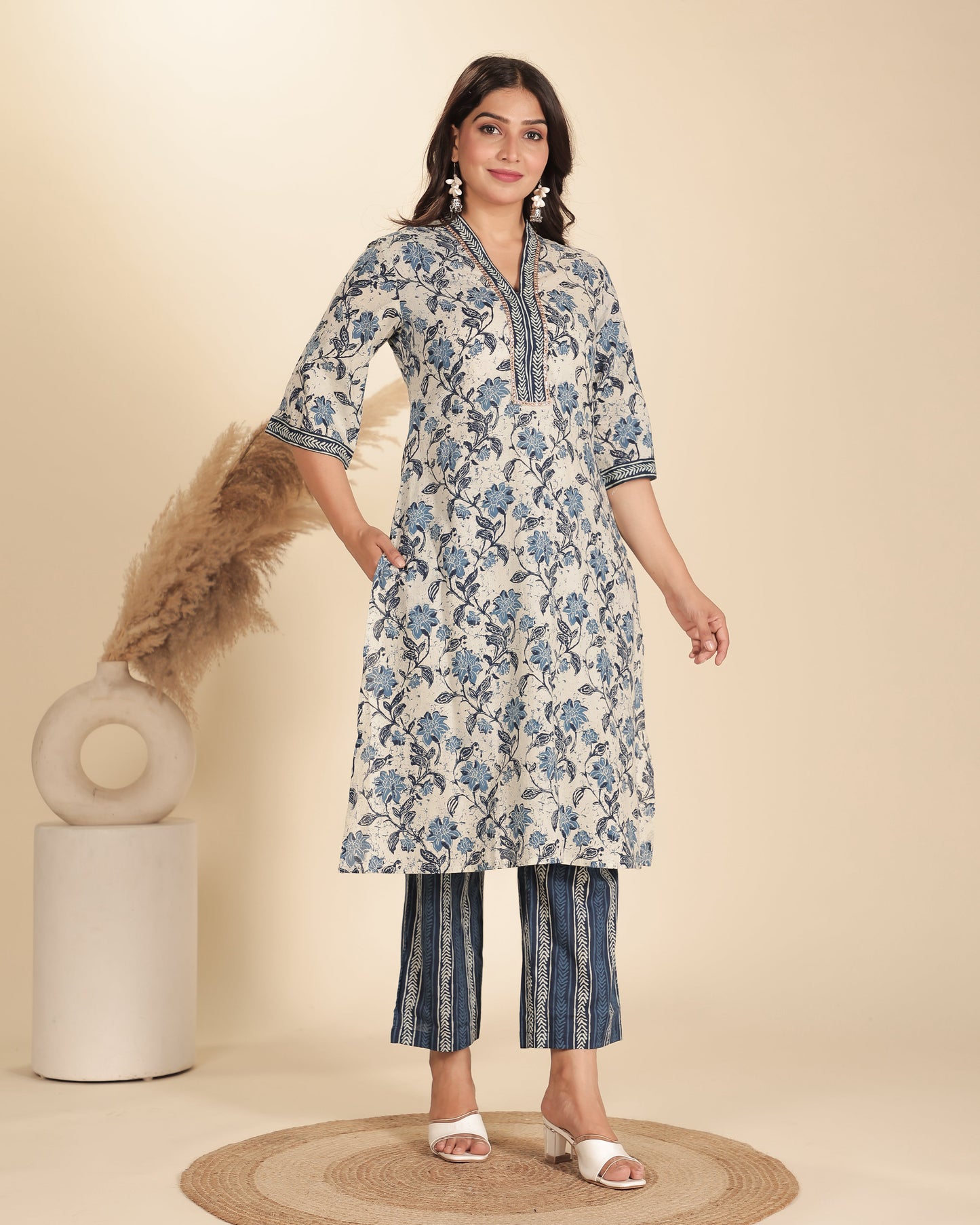 Soft Cotton Floral Straight Blue Kurta