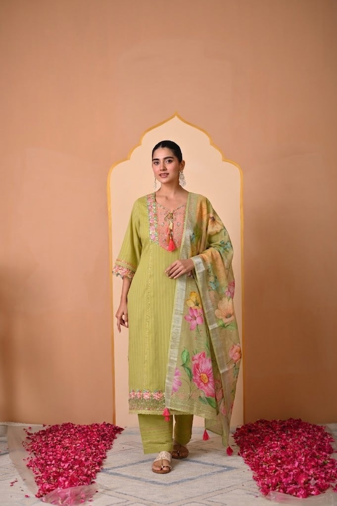 Slub Floral Plain Green Dupatta
