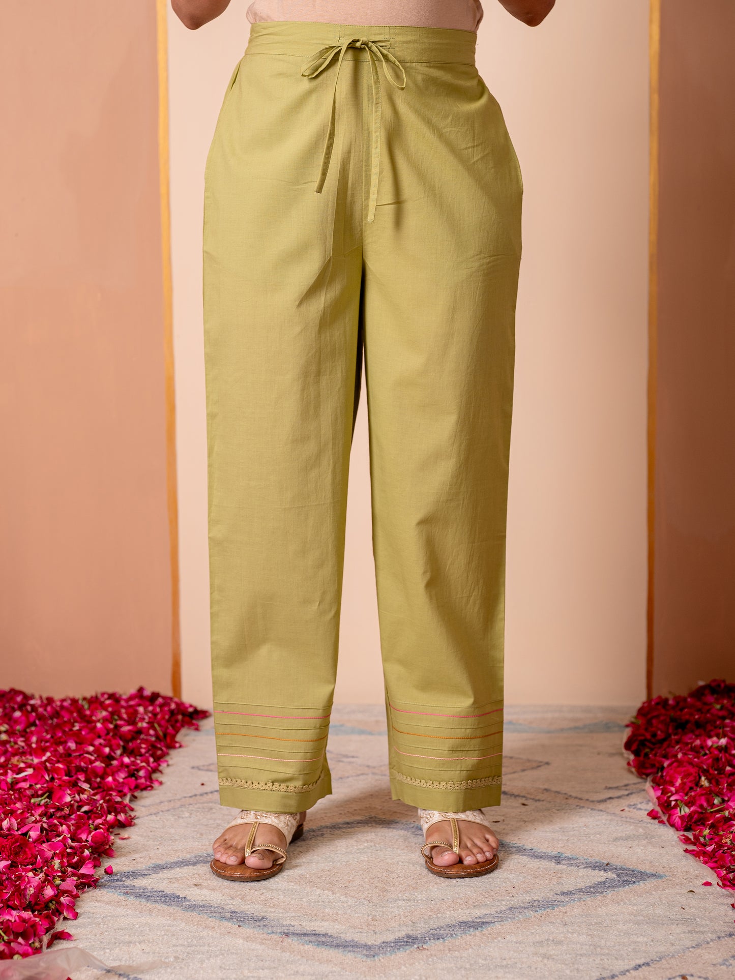Embroidered Cotton dobby Solid Straight Green Kurta
