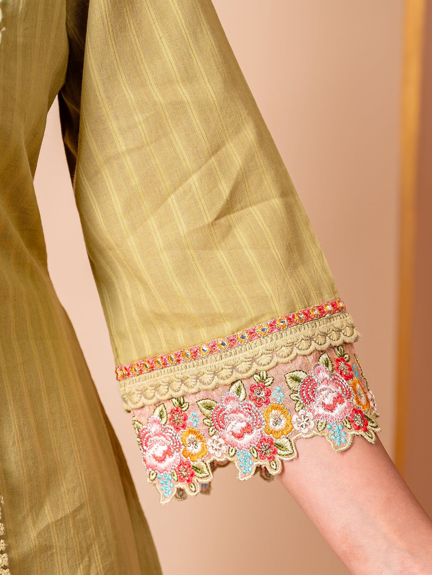 Embroidered Cotton dobby Solid Straight Green Kurta