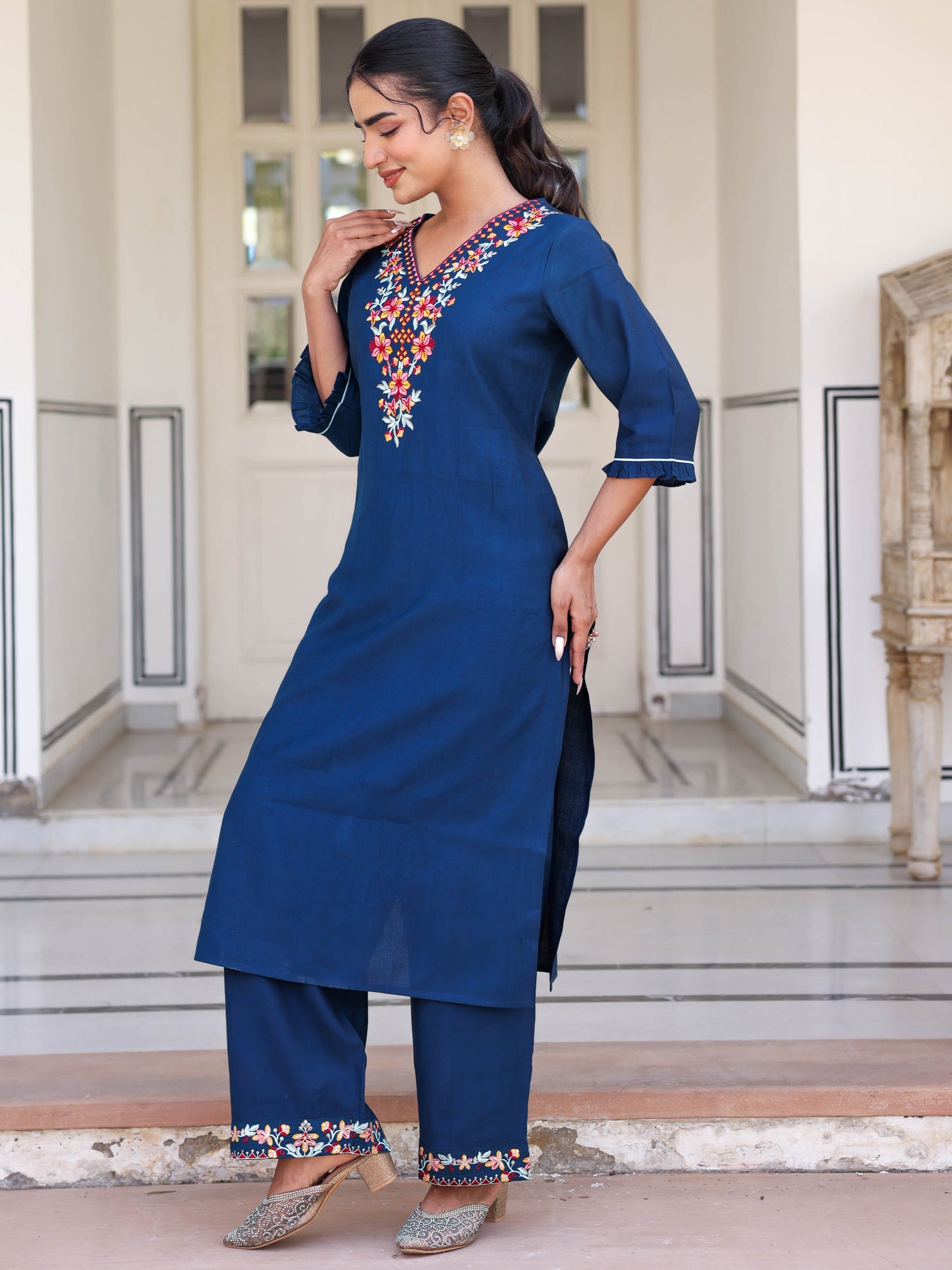 Embroidered Blended Silk Solid Straight Blue Kurta
