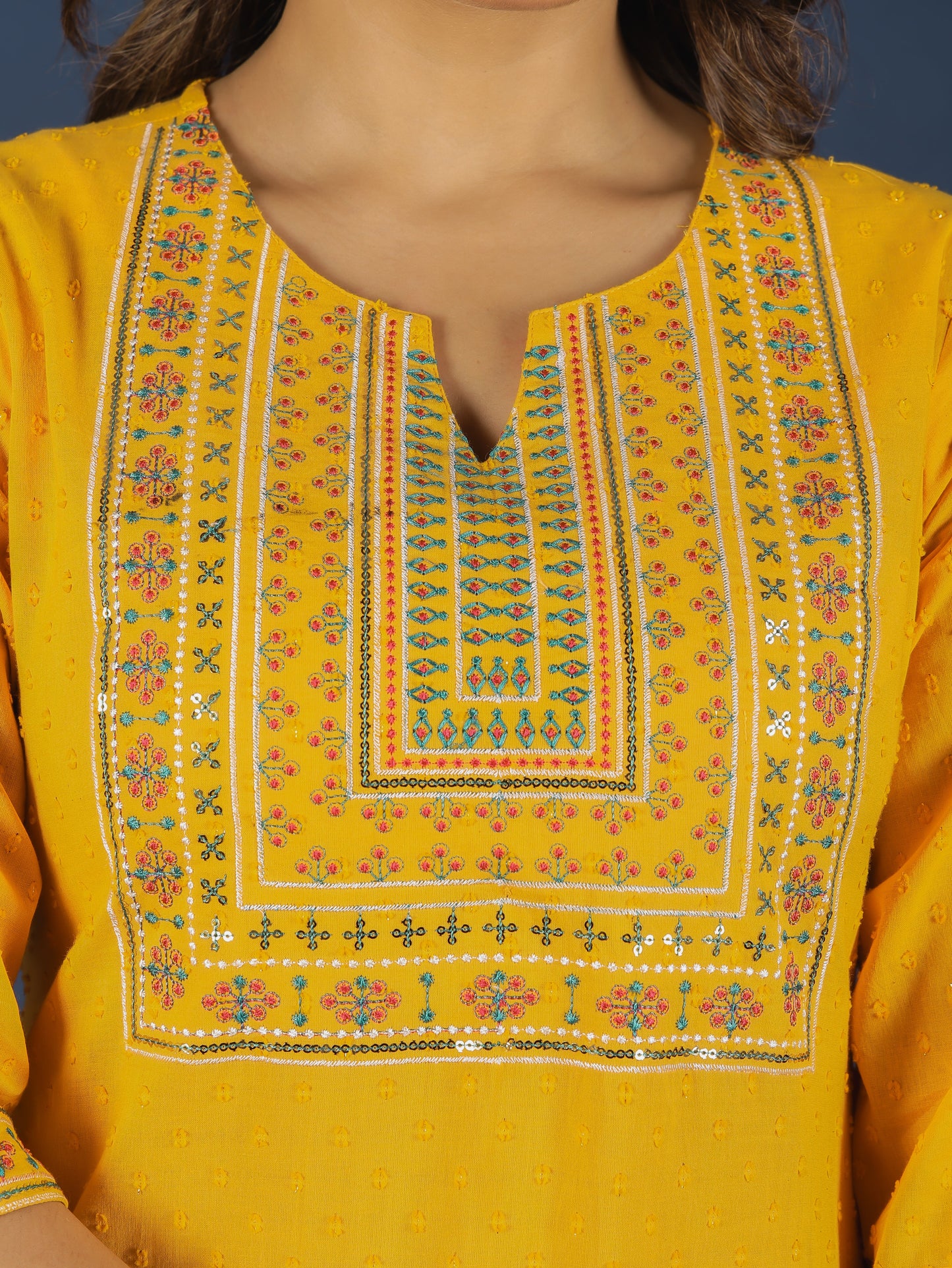 Textured Cotton Solid Kurta