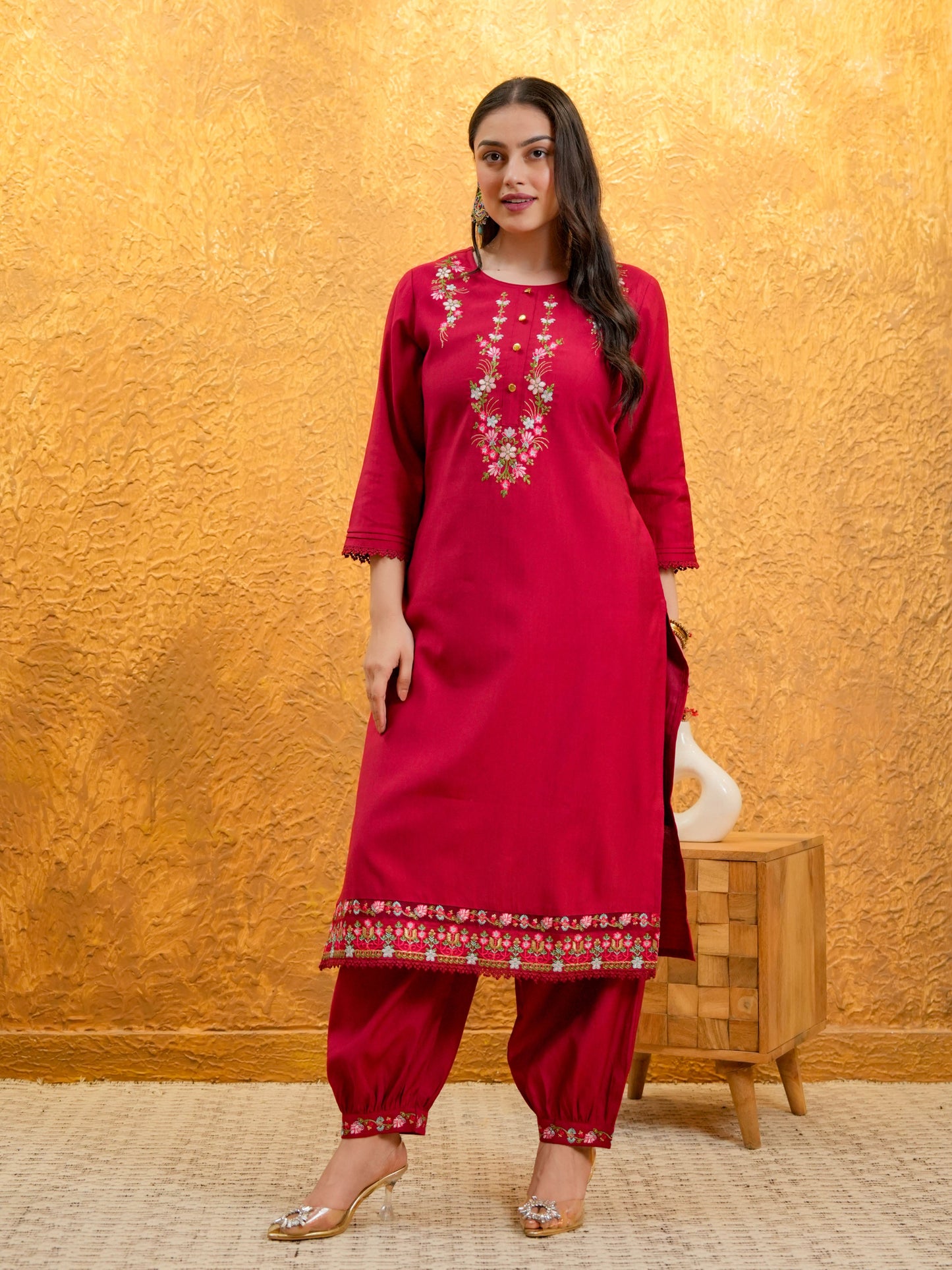 Embroidered Blended Silk Solid Straight Red Kurta