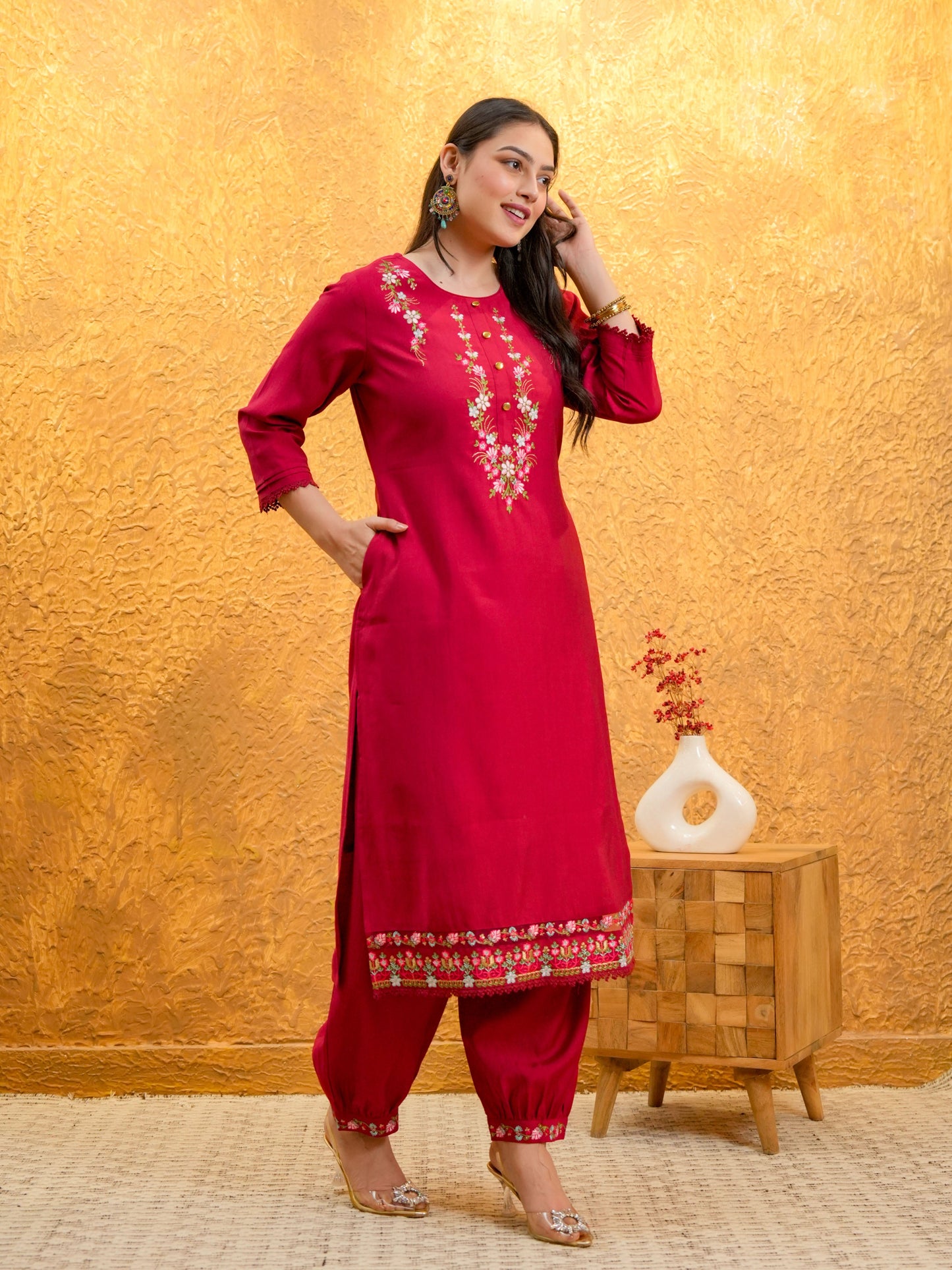Embroidered Blended Silk Solid Straight Red Kurta