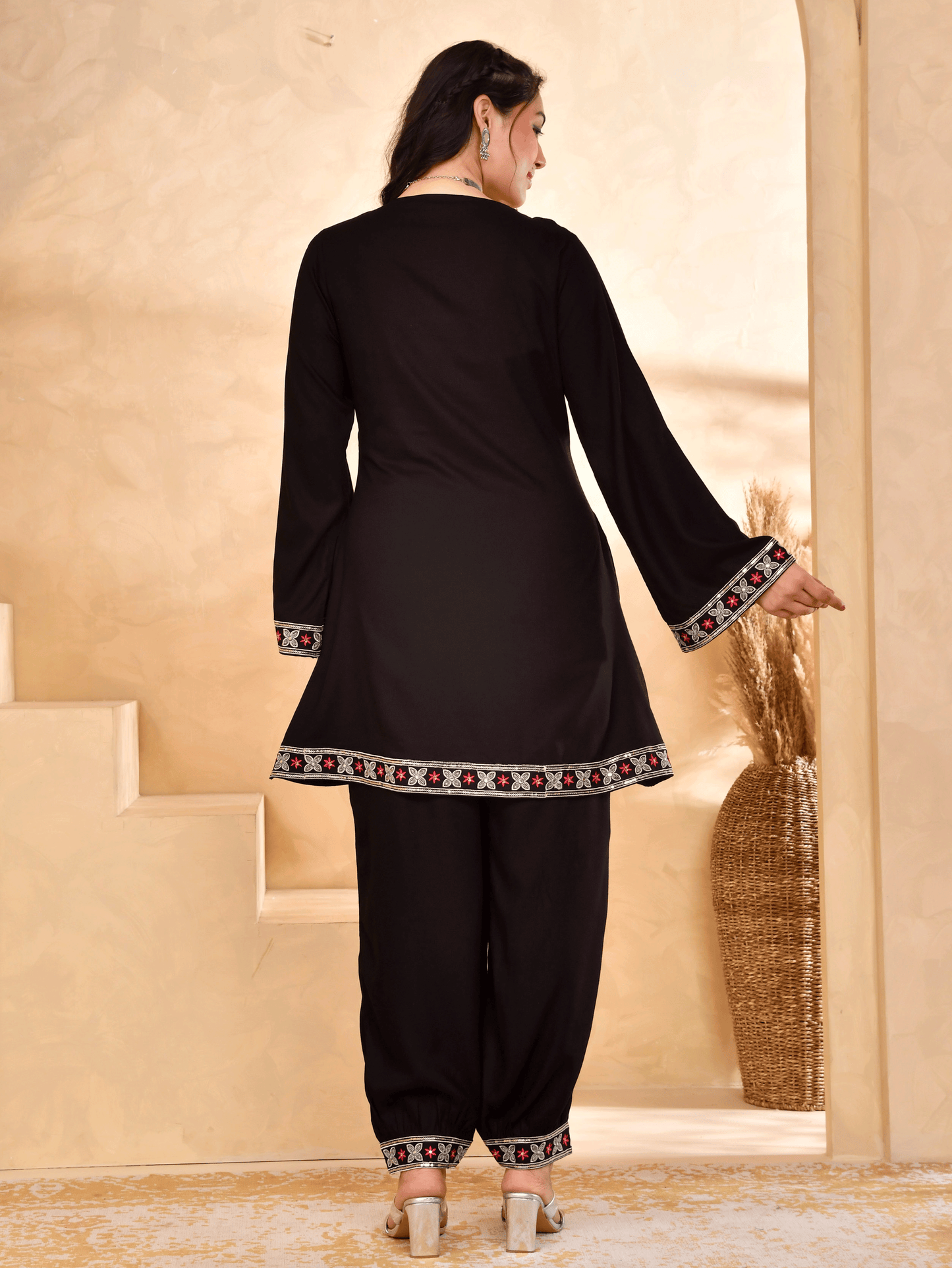 Embroidered Viscose Solid Straight Black Short Kurta