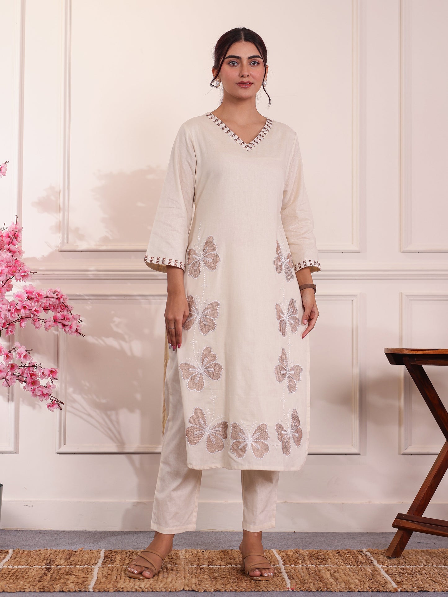 Embroidered Linen Cotton Straight Off White Kurta