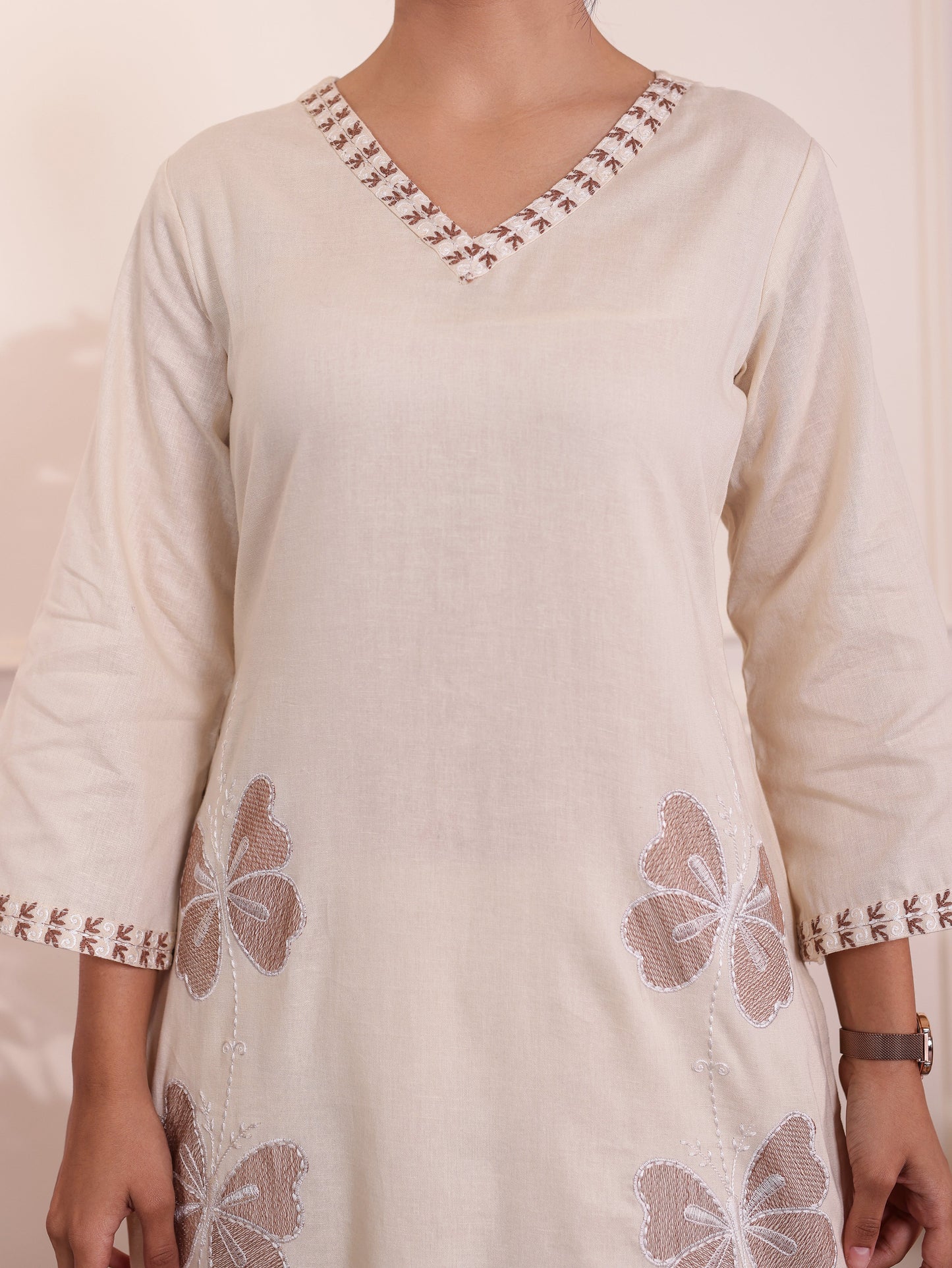 Embroidered Linen Cotton Straight Off White Kurta