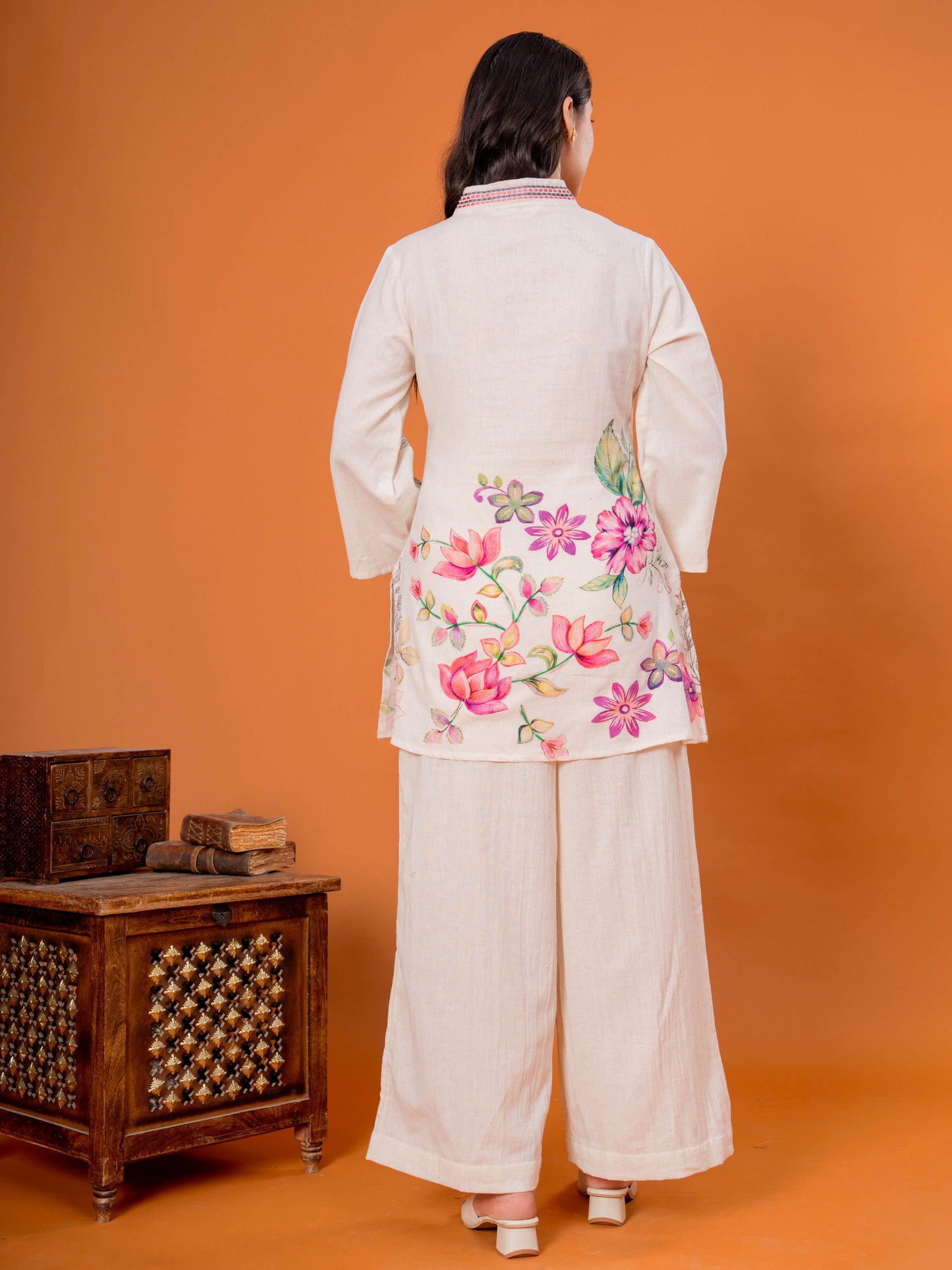 Embroidered Linen Cotton Placement Print Straight Off White Kurta
