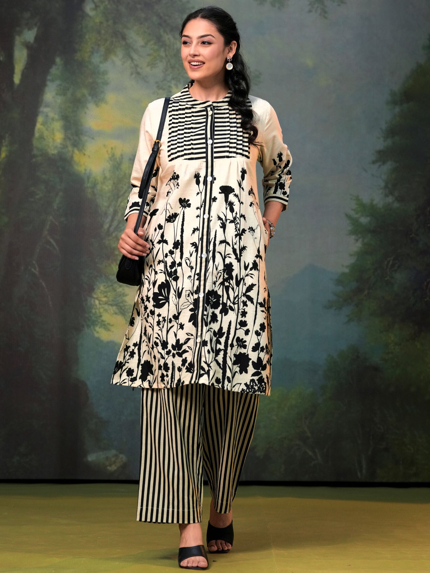 Linen cotton Placement Print A-line Off White Kurta