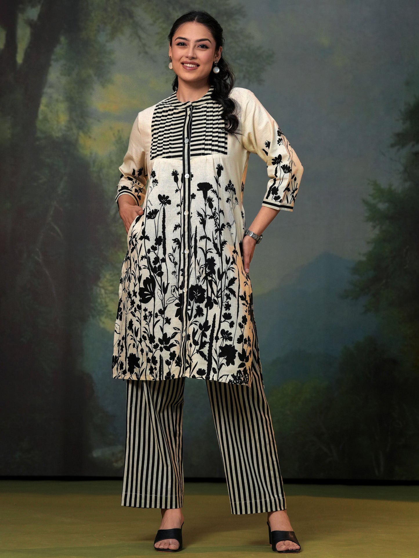 Linen cotton Placement Print A-line Off White Kurta