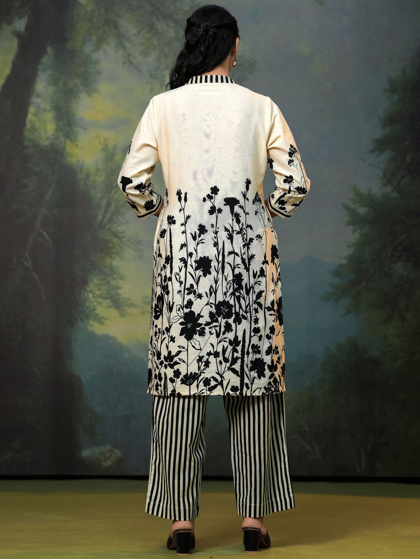 Linen cotton Placement Print A-line Off White Kurta