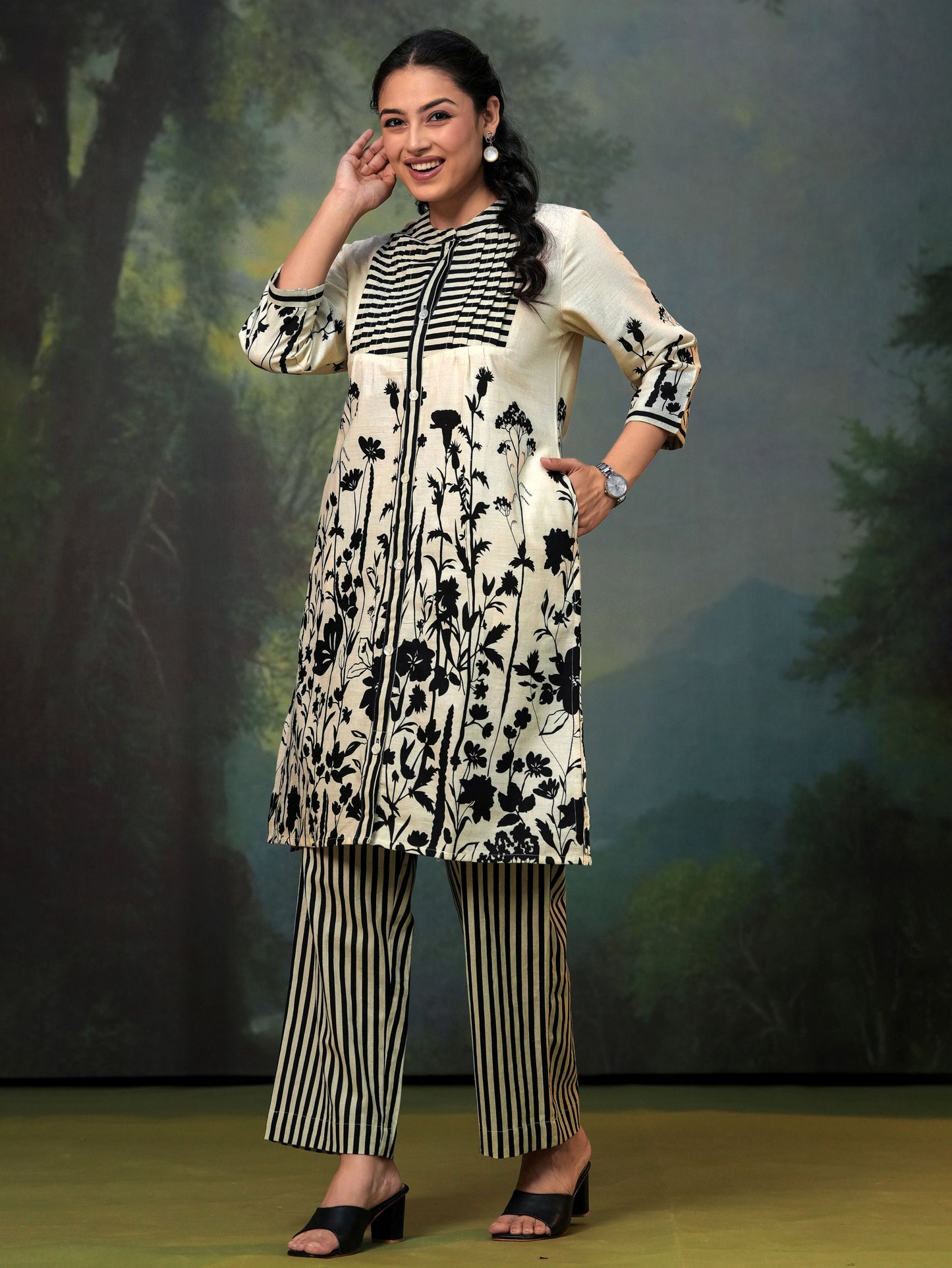 Linen cotton Placement Print A-line Off White Kurta